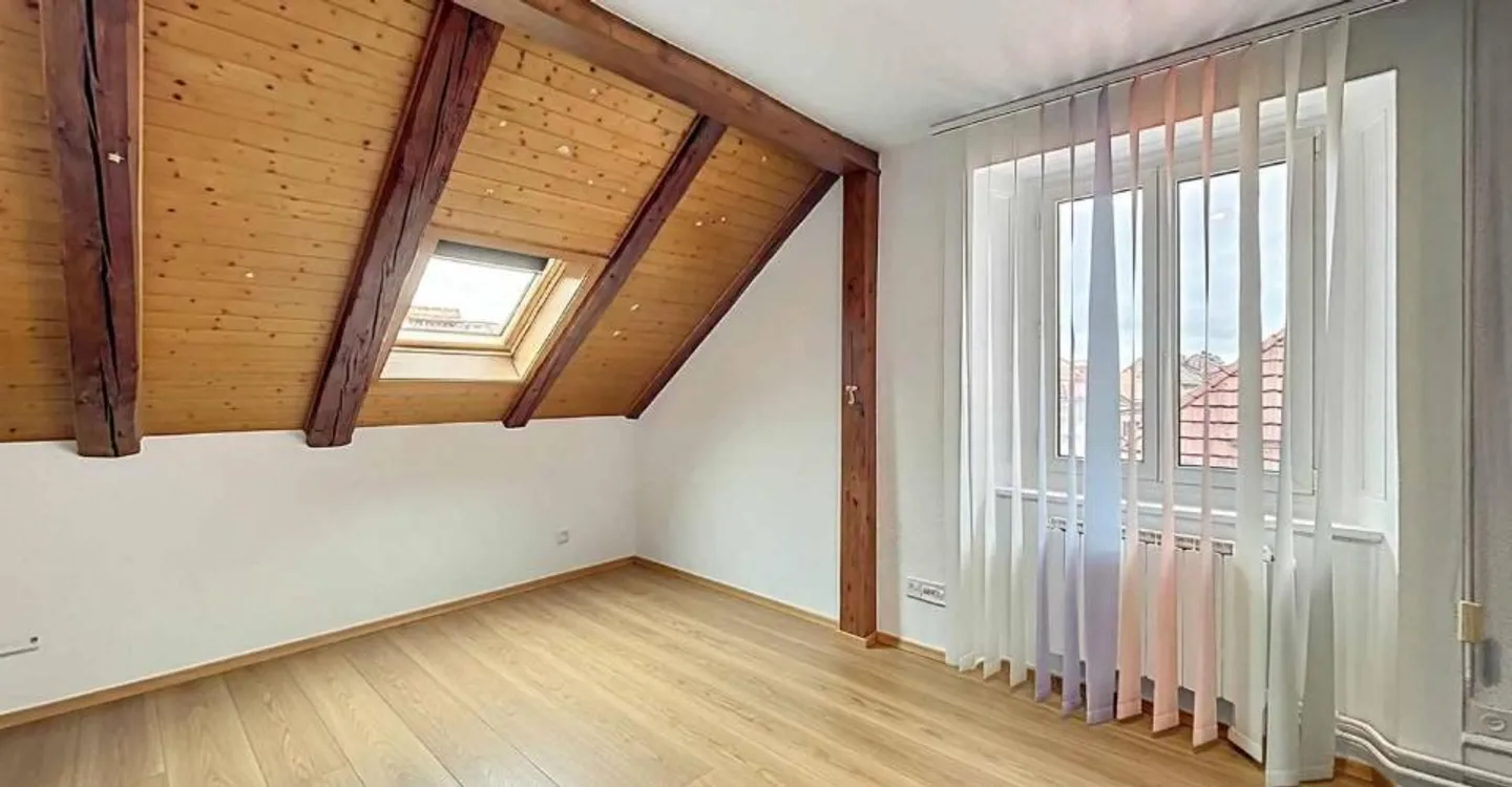 Charmante Wohnung in La Chaux-de-Fonds - Foto 9 von 12