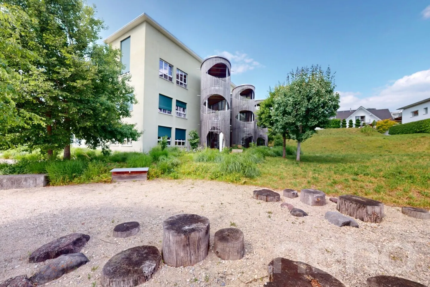 Extraordinary apartment with upscale living ambiance - Photo 12 of 13