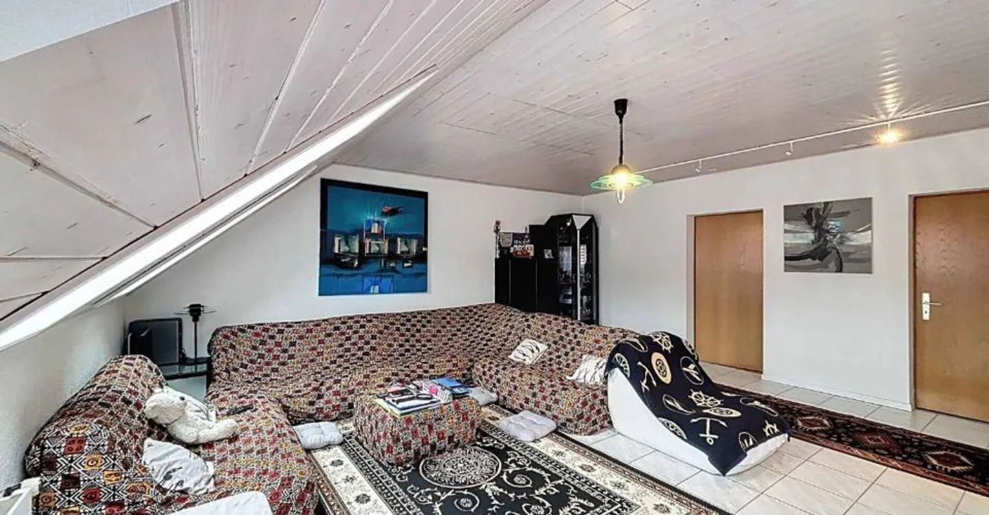Charmante Wohnung in La Chaux-de-Fonds - Foto 2 von 12