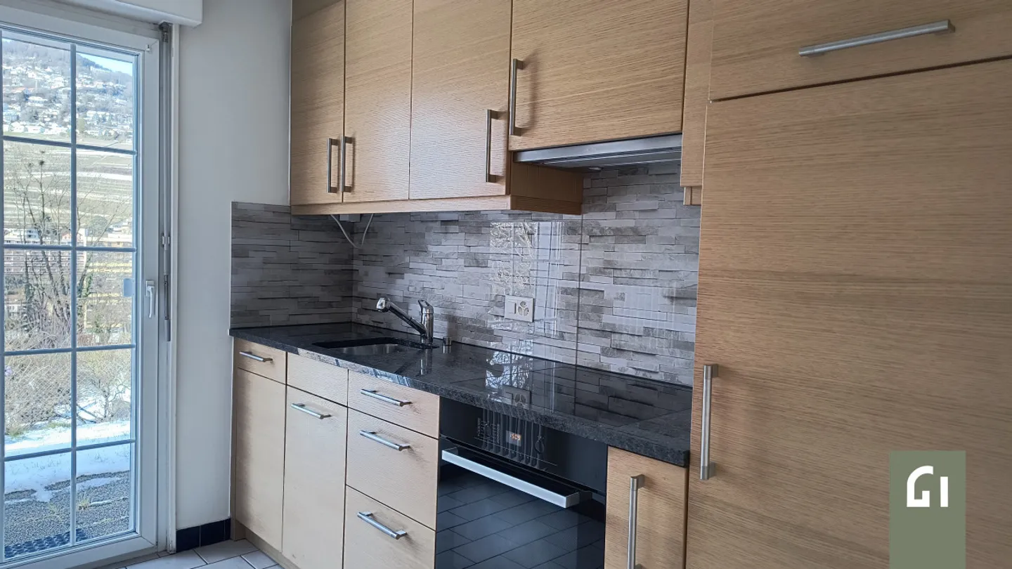 Maison familiale avec appartement - Photo 6 sur 11