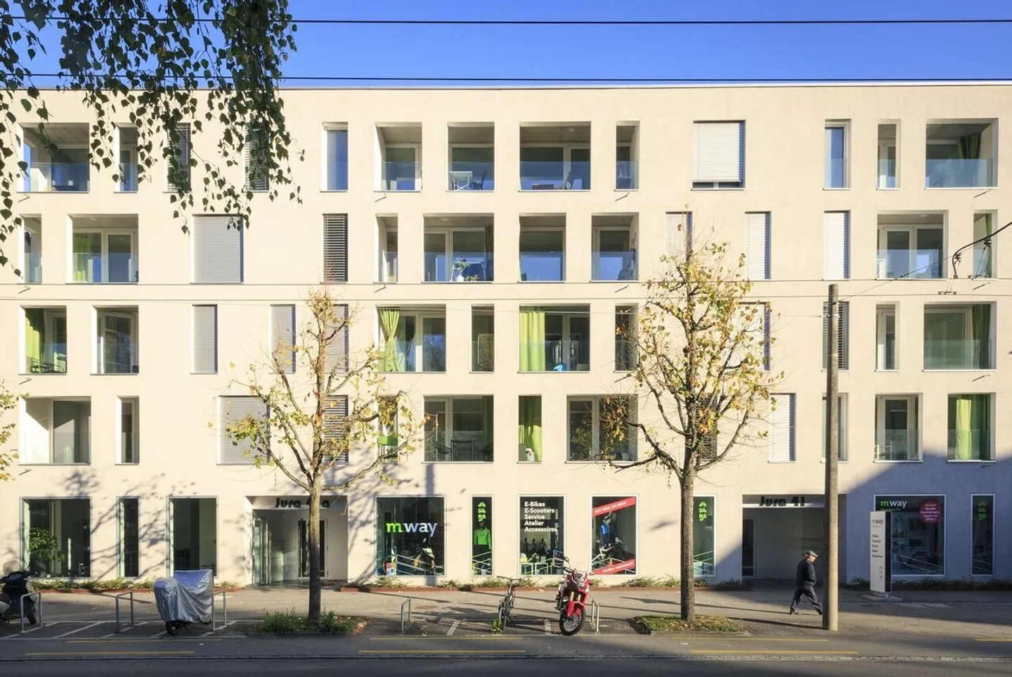 3.5 room apartment on the 1st floor of approx. 88.10m2 with balcony. - Photo 2 of 11