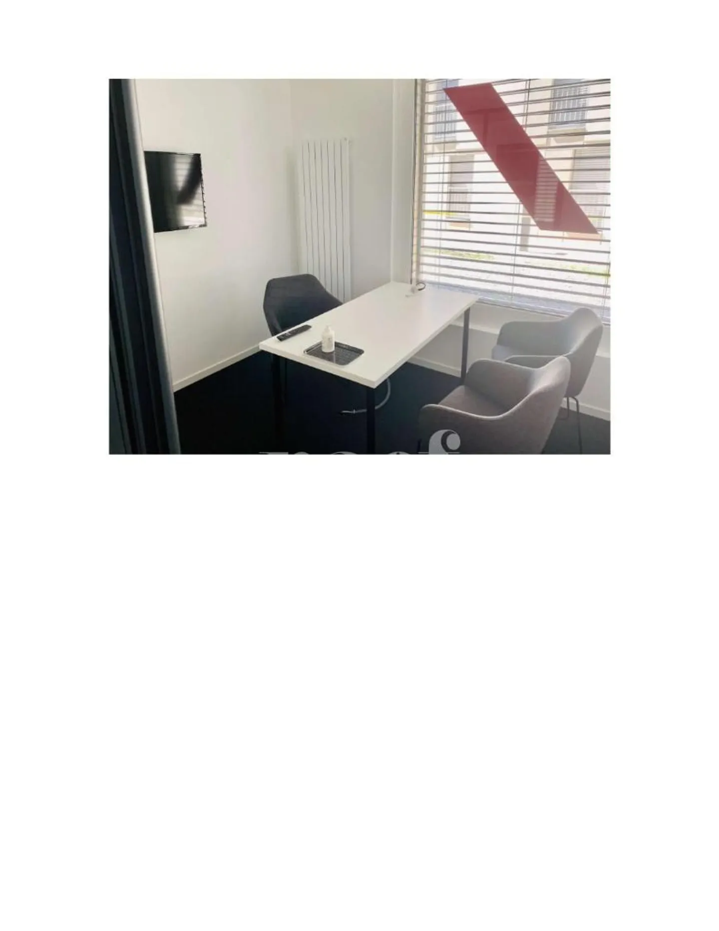 Bureau Moderne à Oassis - Photo 3 sur 10