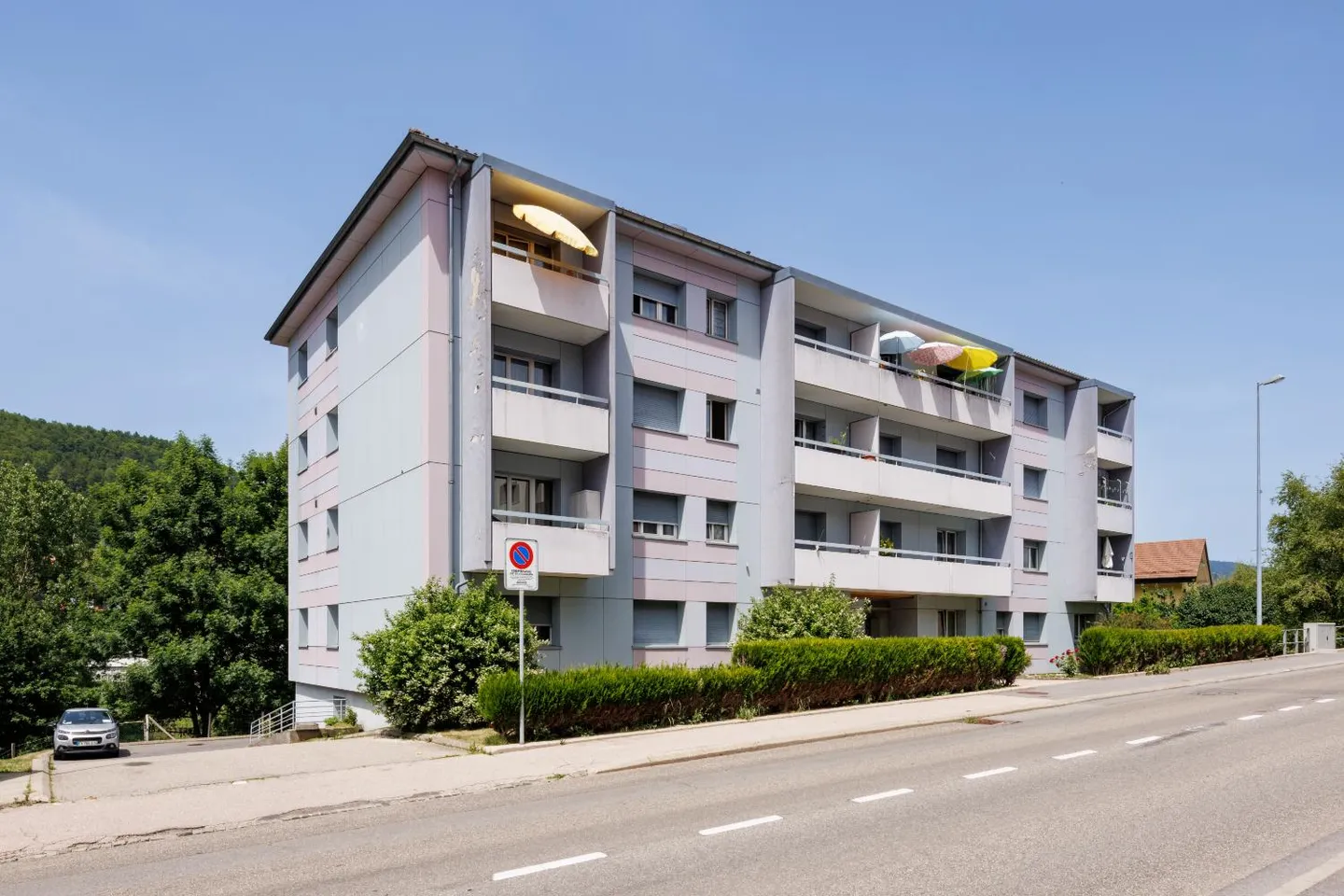 2.5 Room Apartment - Photo 3 of 3