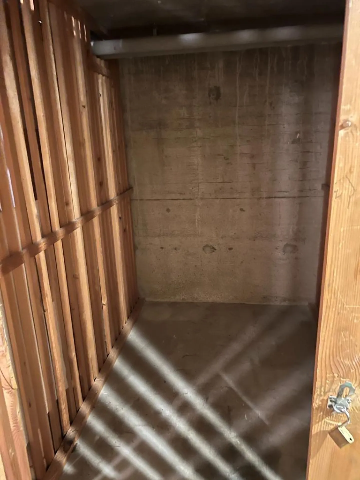 Appartement de 3,5 pièces entièrement rénové avec 2 salles de bain, 2 balcons et une place de parking souterrain XXL dans un emplacement de choix - Photo 19 sur 19