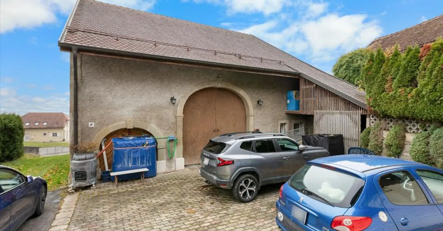 Maison Familiale Charmante avec Piscine - Photo 8 sur 12
