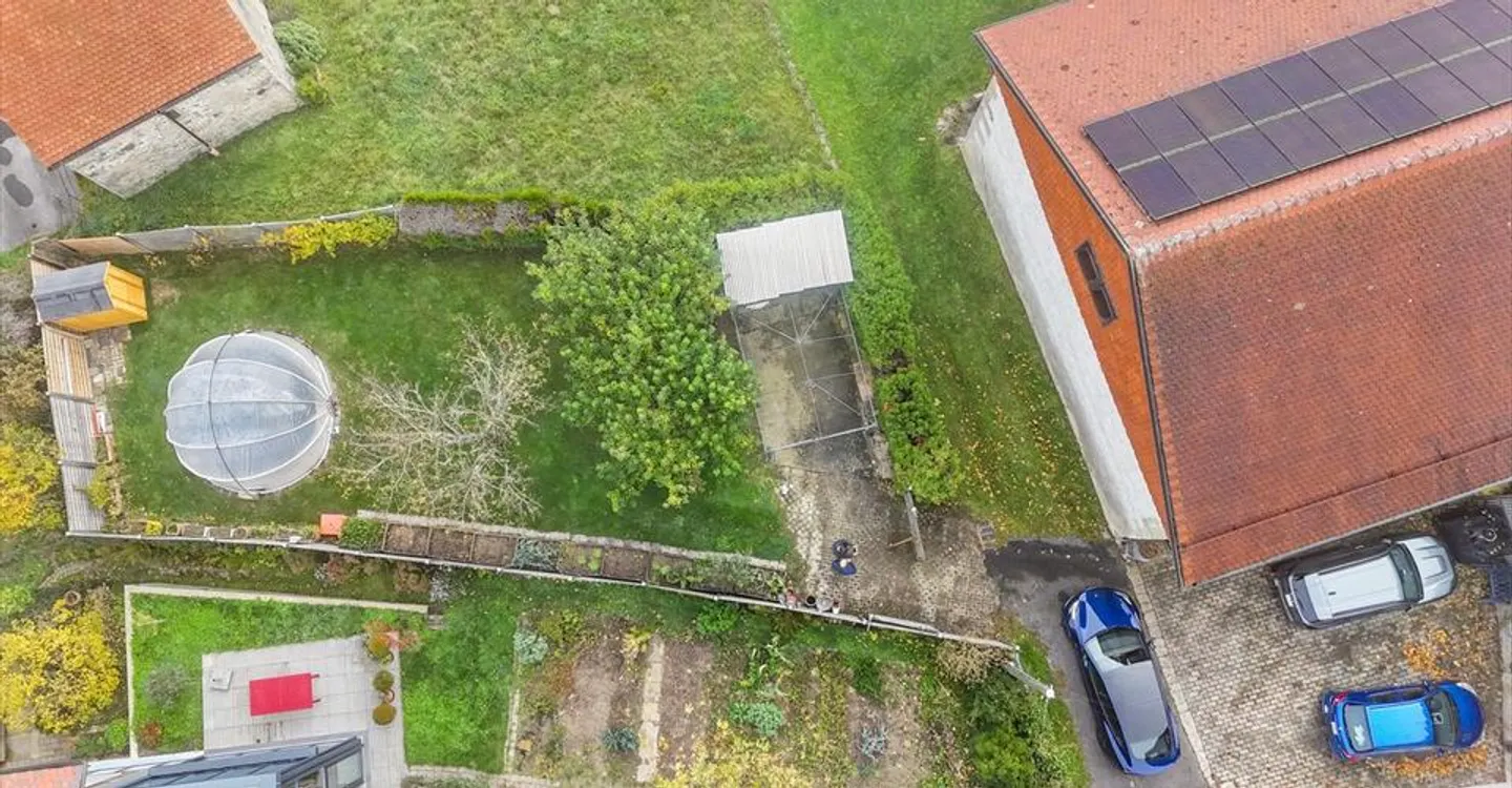 Maison Familiale Charmante avec Piscine - Photo 7 sur 12