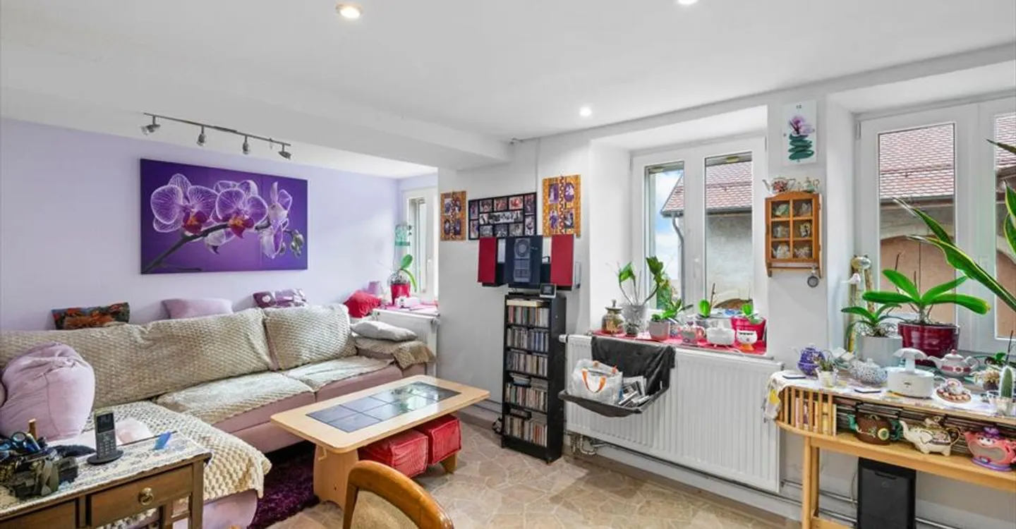 Maison Familiale Charmante avec Piscine - Photo 11 sur 12