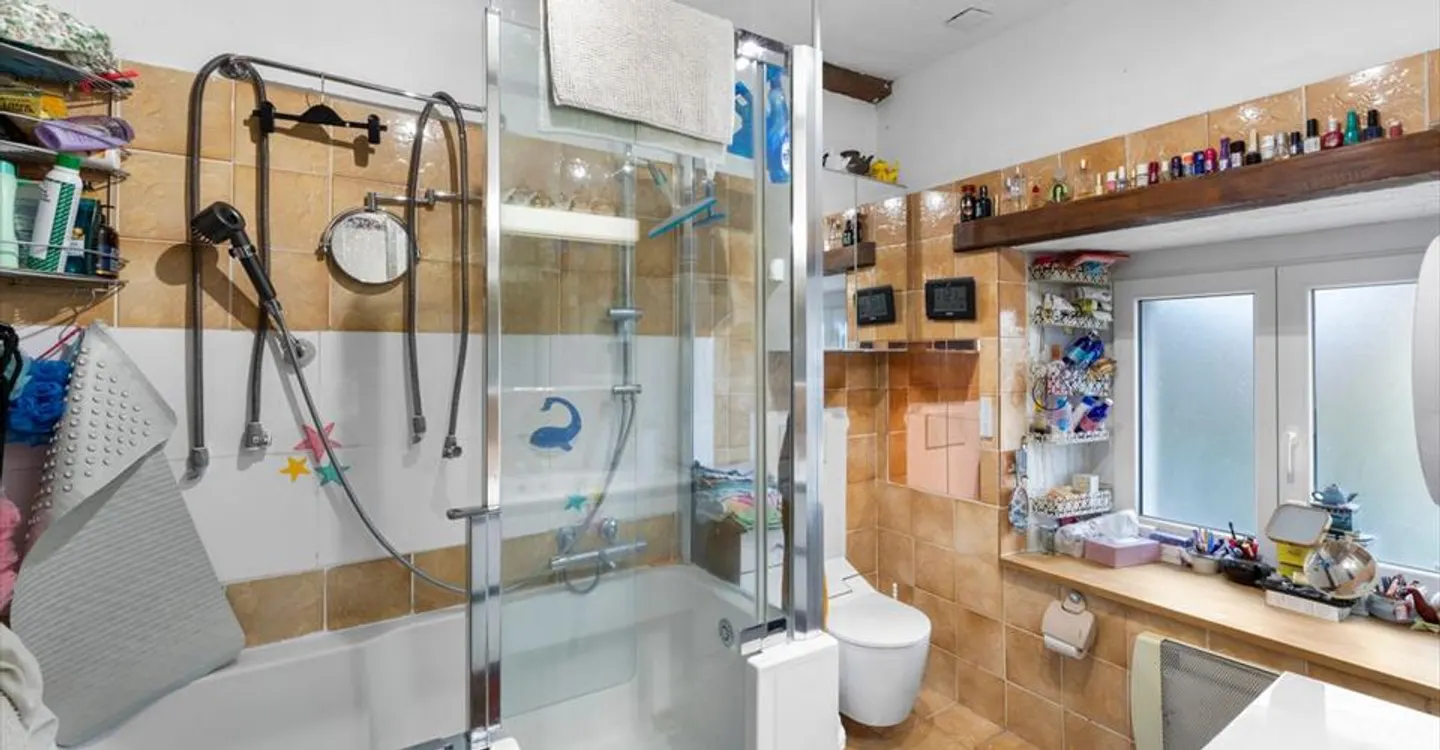 Maison Familiale Charmante avec Piscine - Photo 12 sur 12