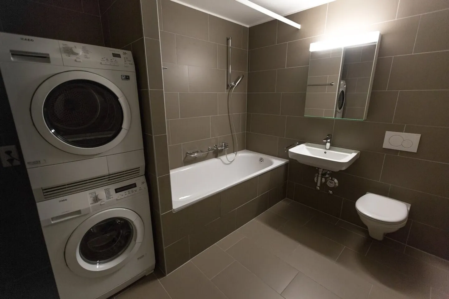 3.5 room apartment on the 1st floor of approx. 88.10m2 with balcony. - Photo 10 of 11