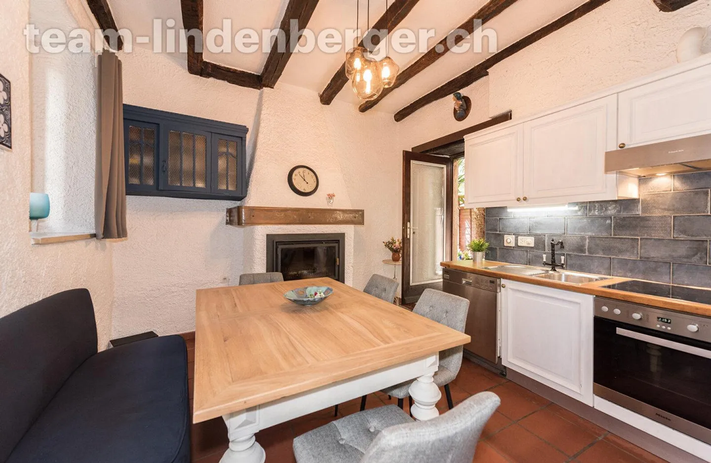 Charmante maison tessinoise dans le centre historique de Morcote - Photo 3 sur 12