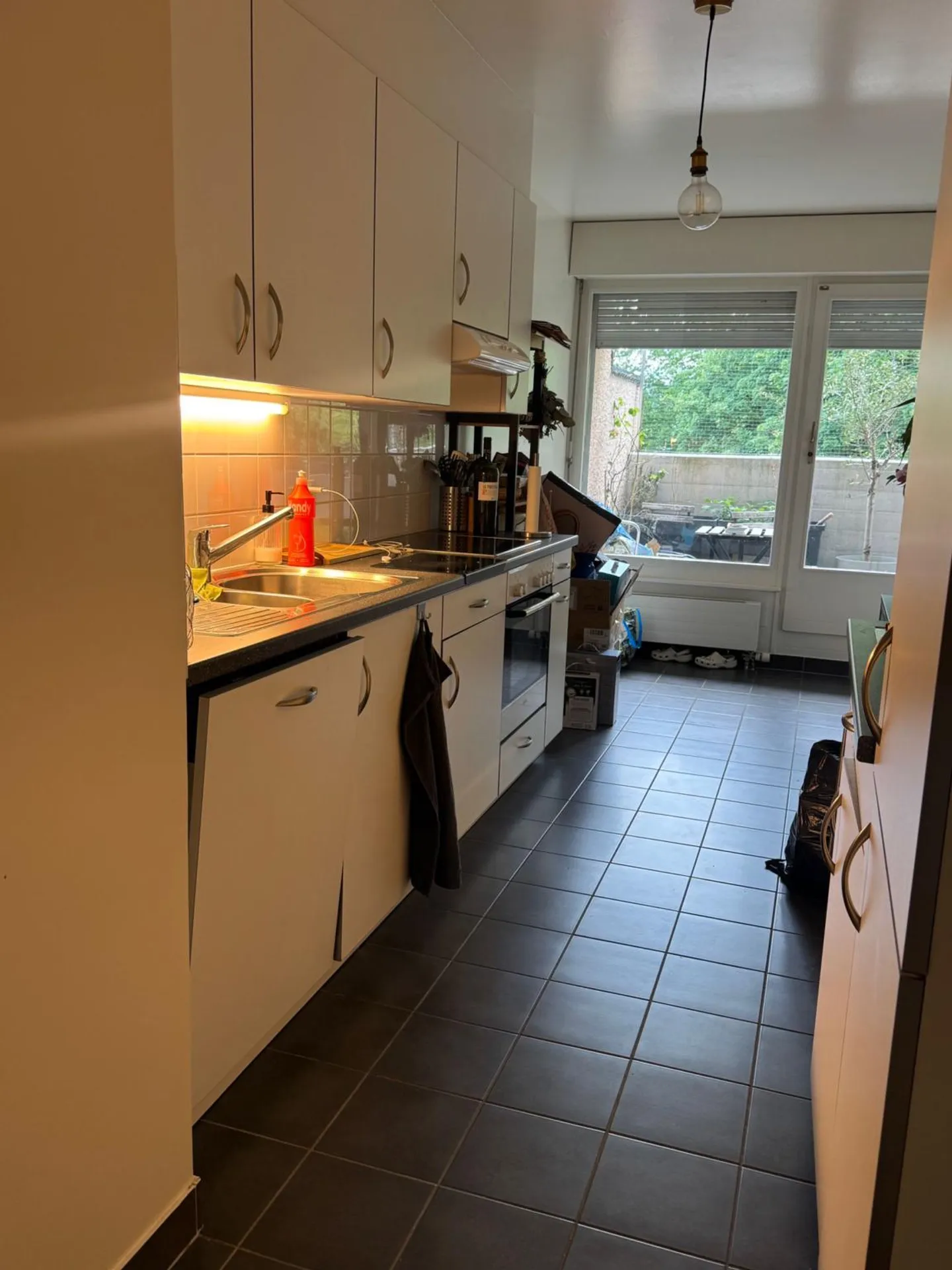 Charmant appartement 4 pièces - Photo 2 sur 7