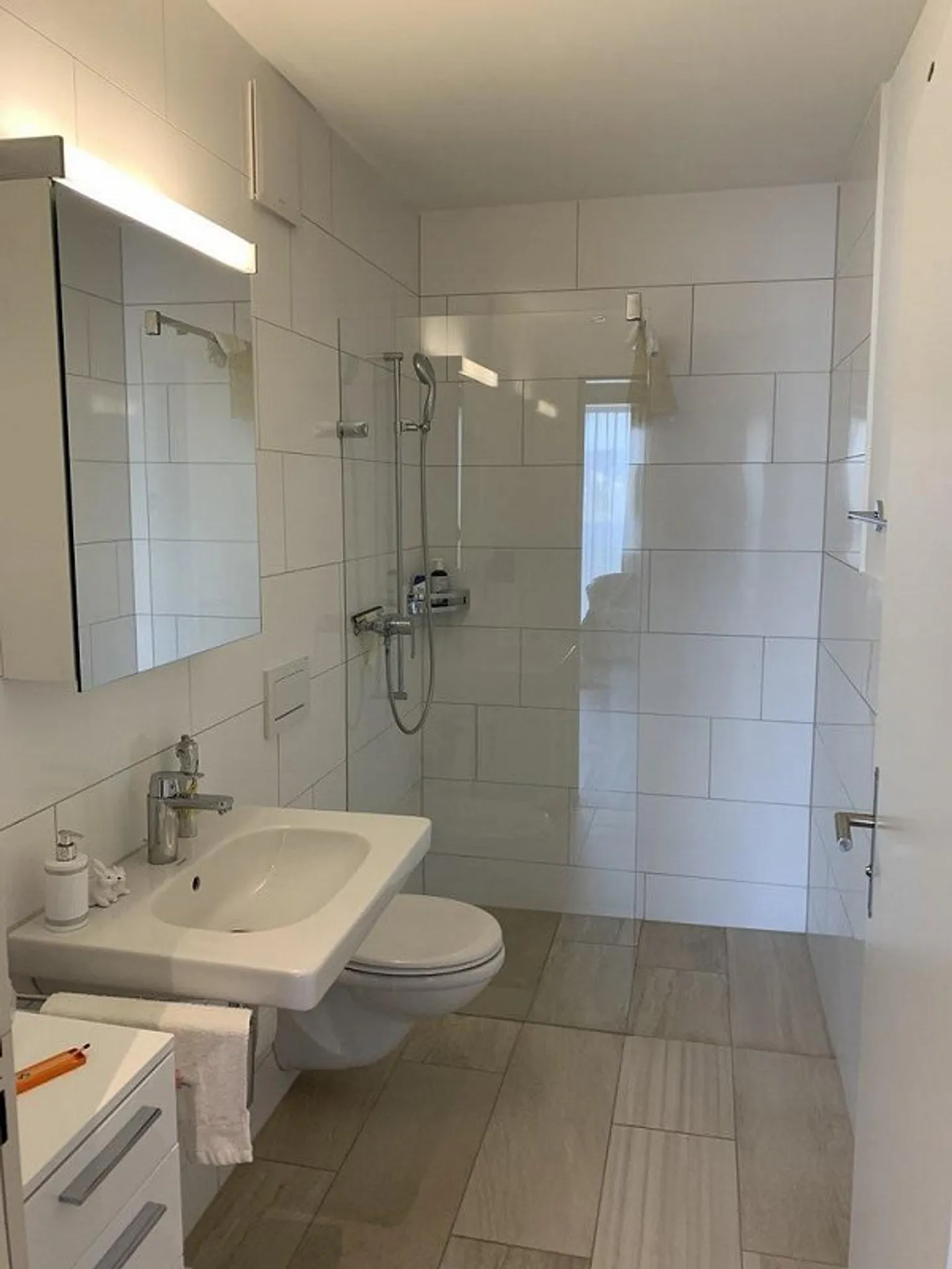 Modernes Apartment am Rhein - Foto 8 von 12