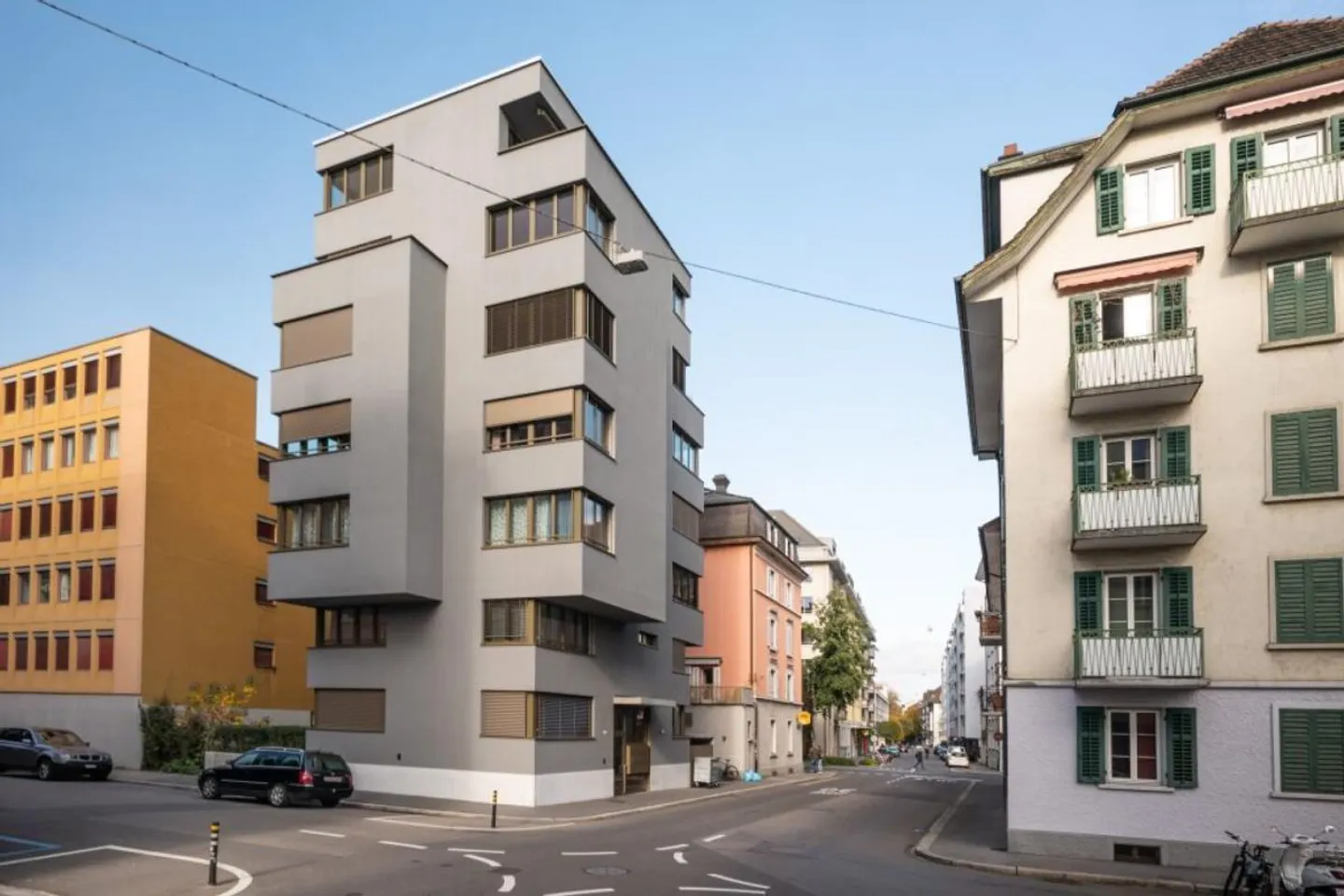 Moderne Wohnung mit Sitzplatz - Foto 1 von 6