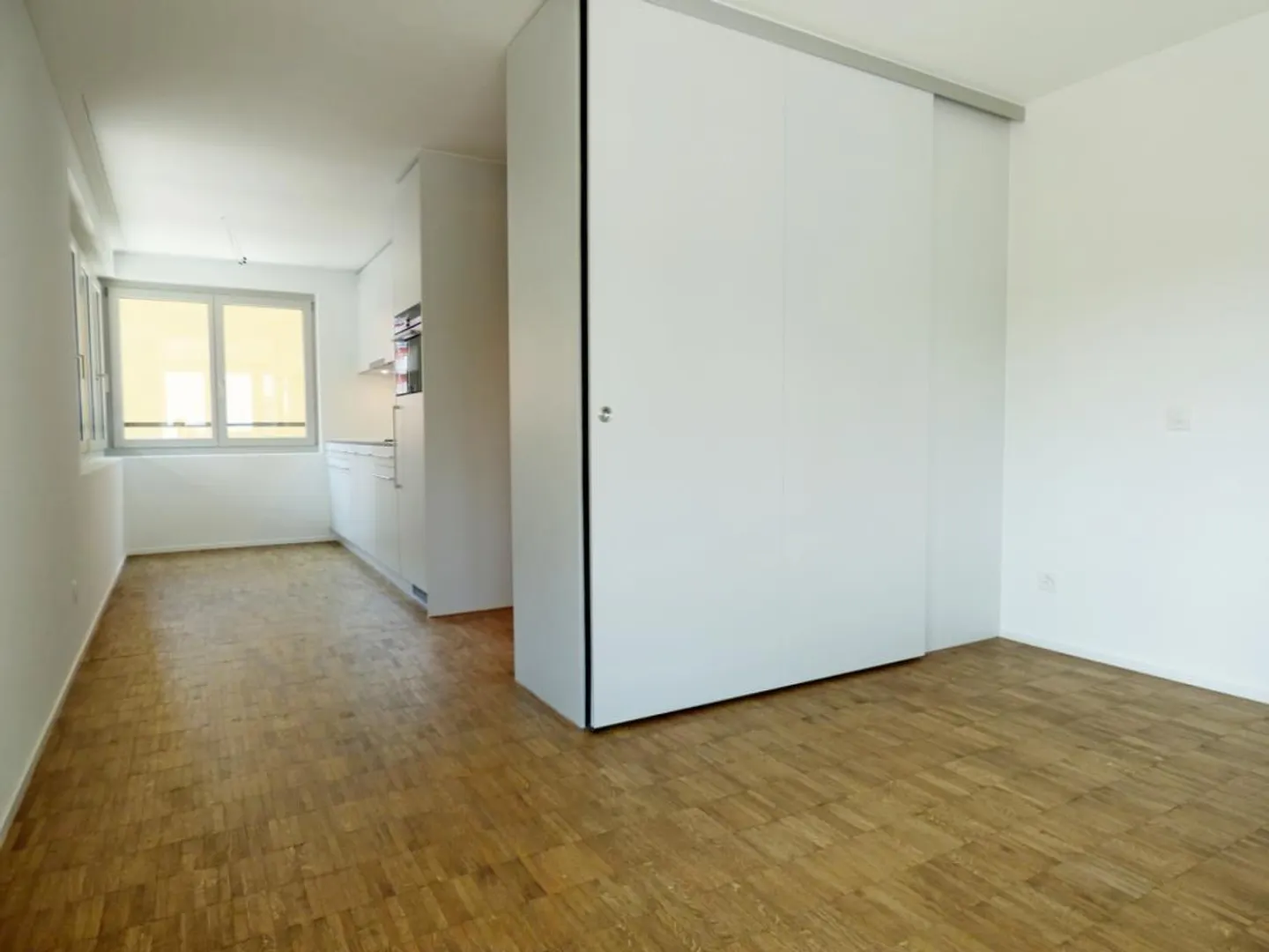 Moderne Wohnung mit Sitzplatz - Foto 2 von 6