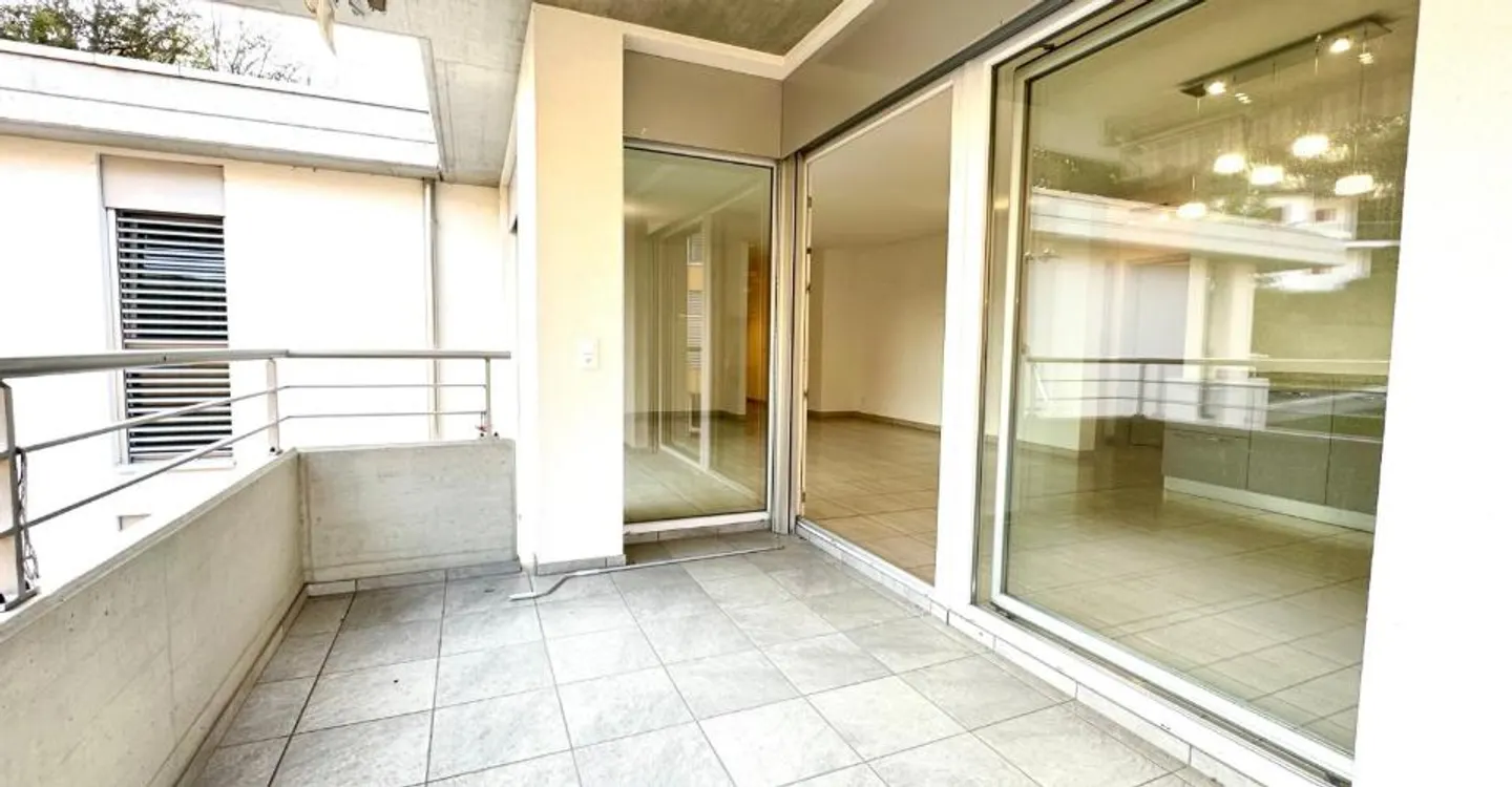 Appartement élégant de 4,5 pièces avec équipements modernes à Castel San Pietro - Photo 4 sur 9
