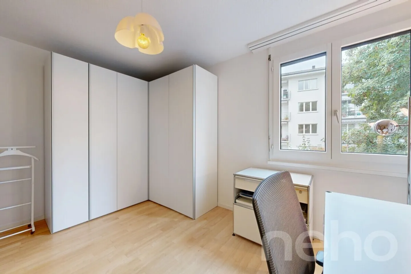 Attractive 3.5-Room City Apartment in Prime Location - Photo 7 of 8