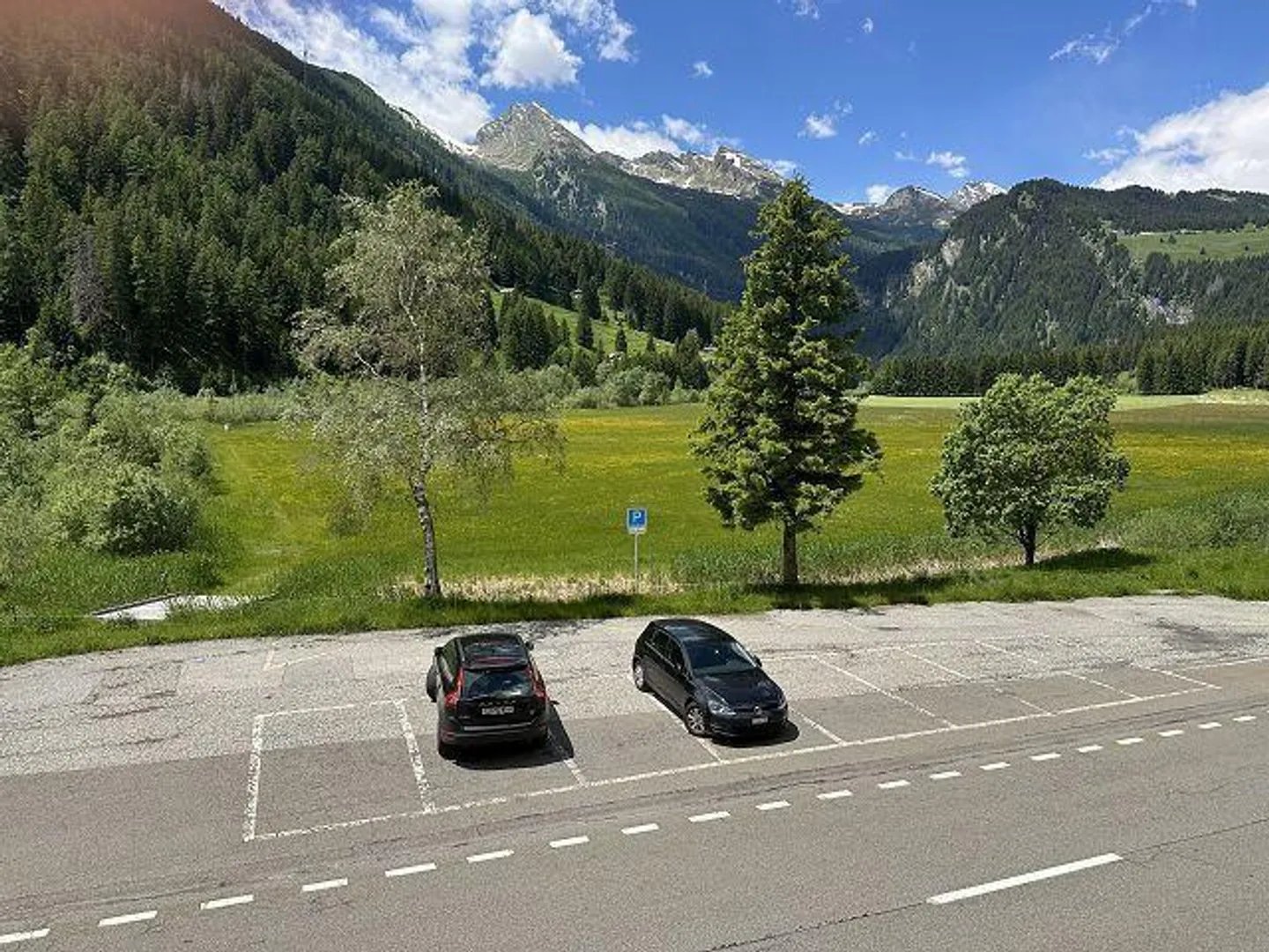 Hotel Moesa in una posizione molto tranquilla e soleggiata con vista / albergo Moesa... - Foto 30 di 34