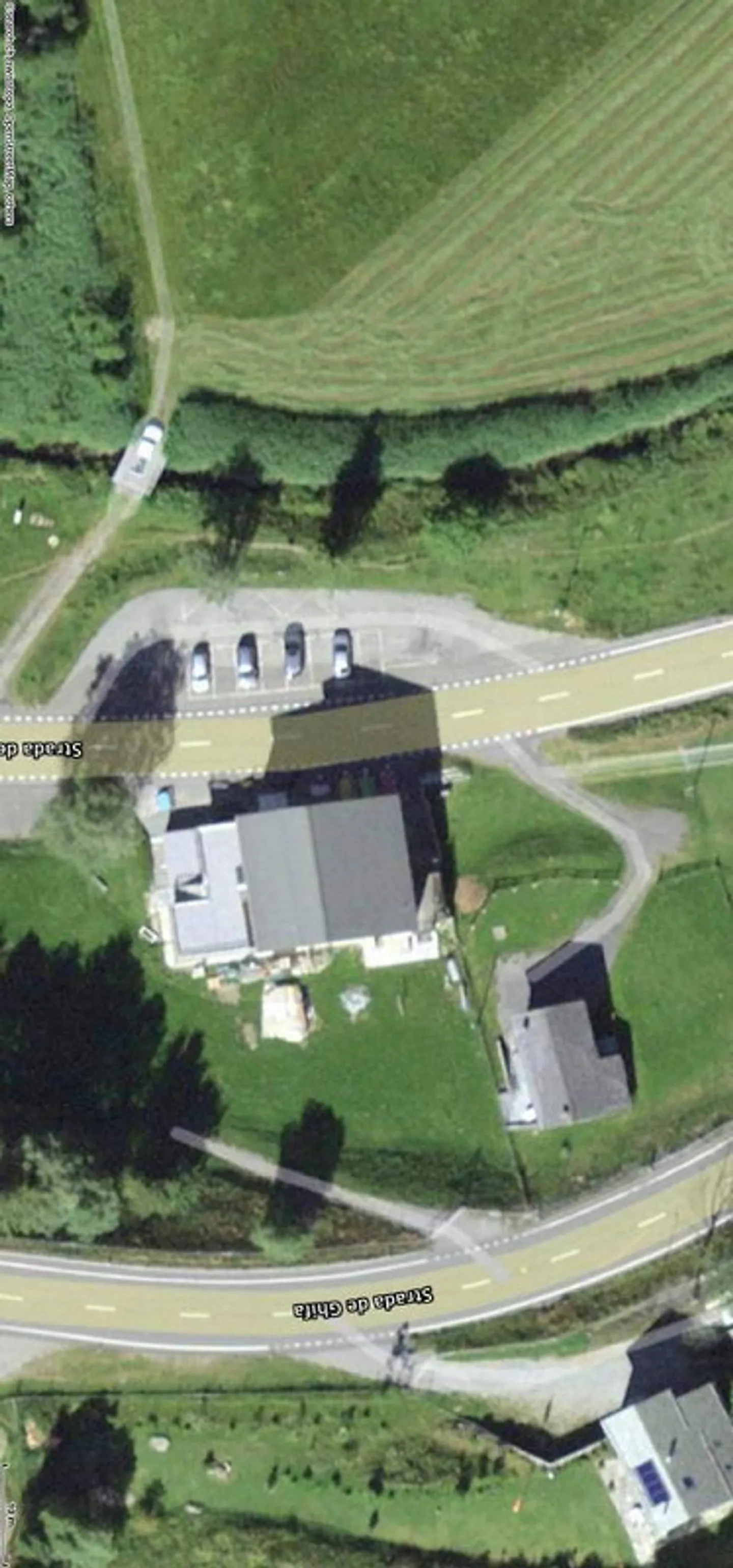 Hotel Moesa in una posizione molto tranquilla e soleggiata con vista / albergo Moesa... - Foto 33 di 34