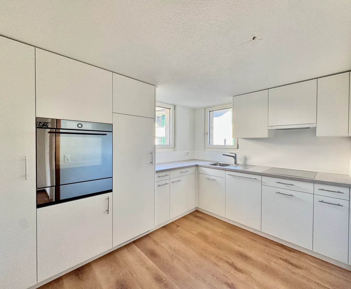 Single house for rent - Photo 2 of 15