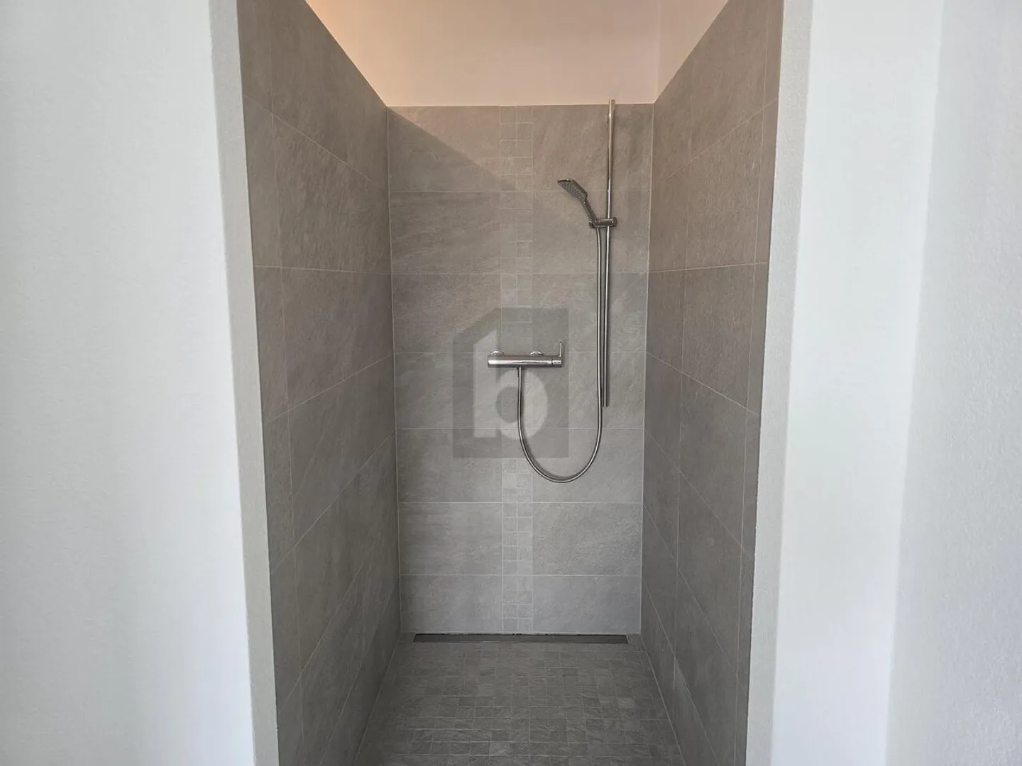 ESPACE DE SOINS ET BEAUTÉ - Photo 5 sur 6