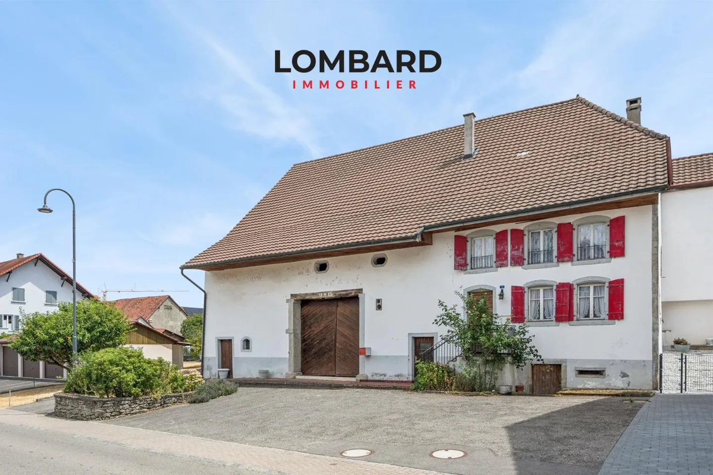 A Character Property in the Heart of Châbles, Between Heritage and Development Potential - Photo 1 of 9