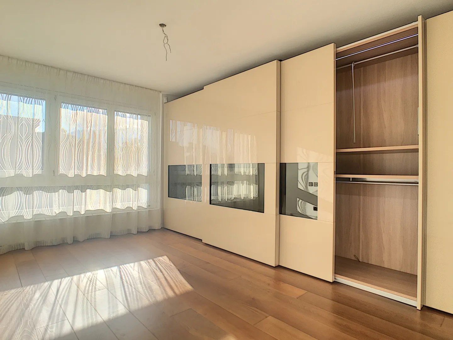 7-Zimmer-Wohnung - Foto 5 von 11