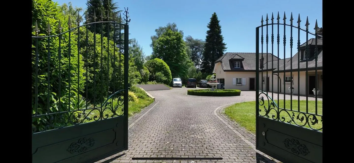 Villa elegante vicino a Losanna - Foto 3 di 7