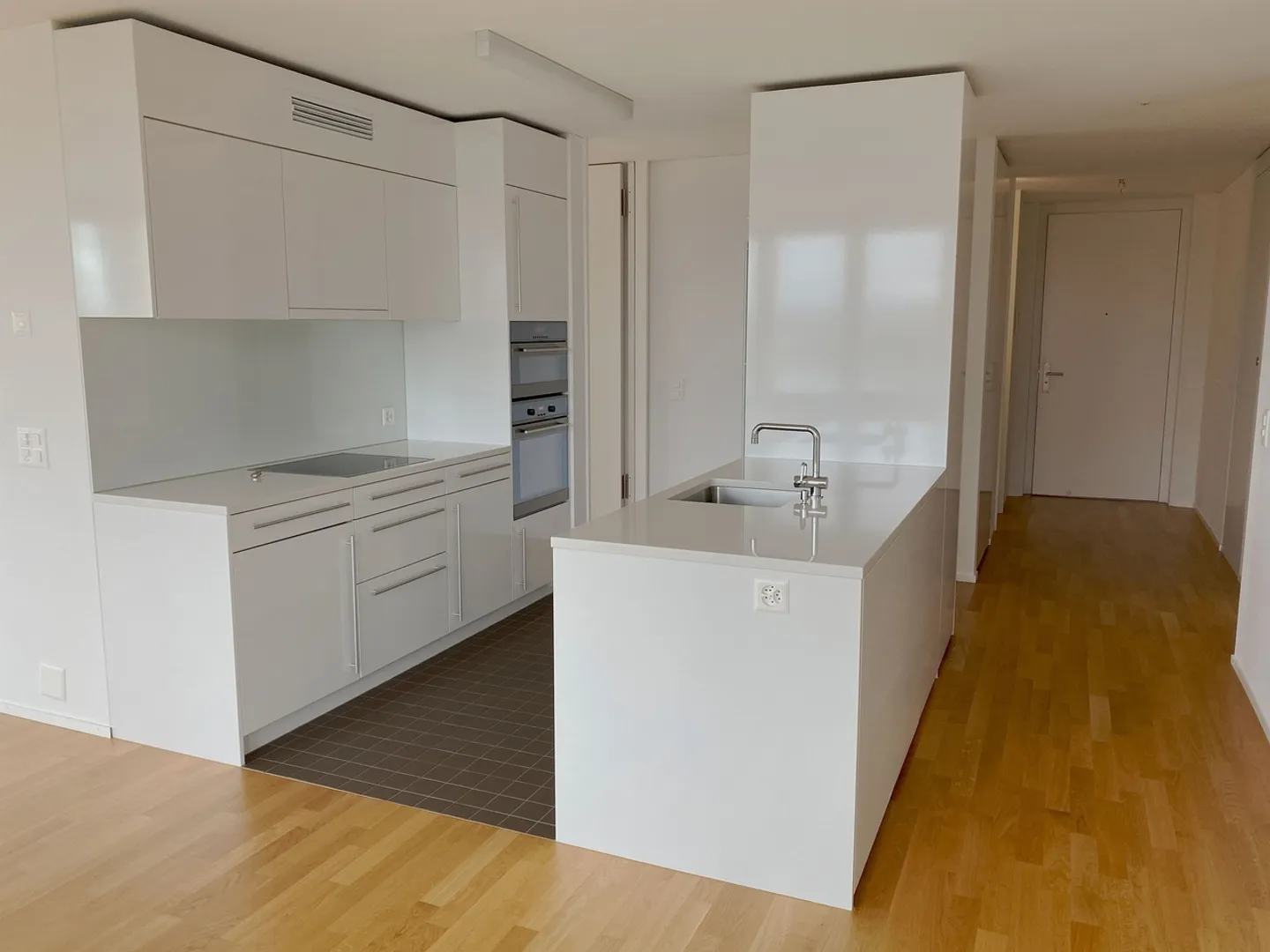 Vivre en exclusivité dans la tour Leutschen - Photo 3 sur 5