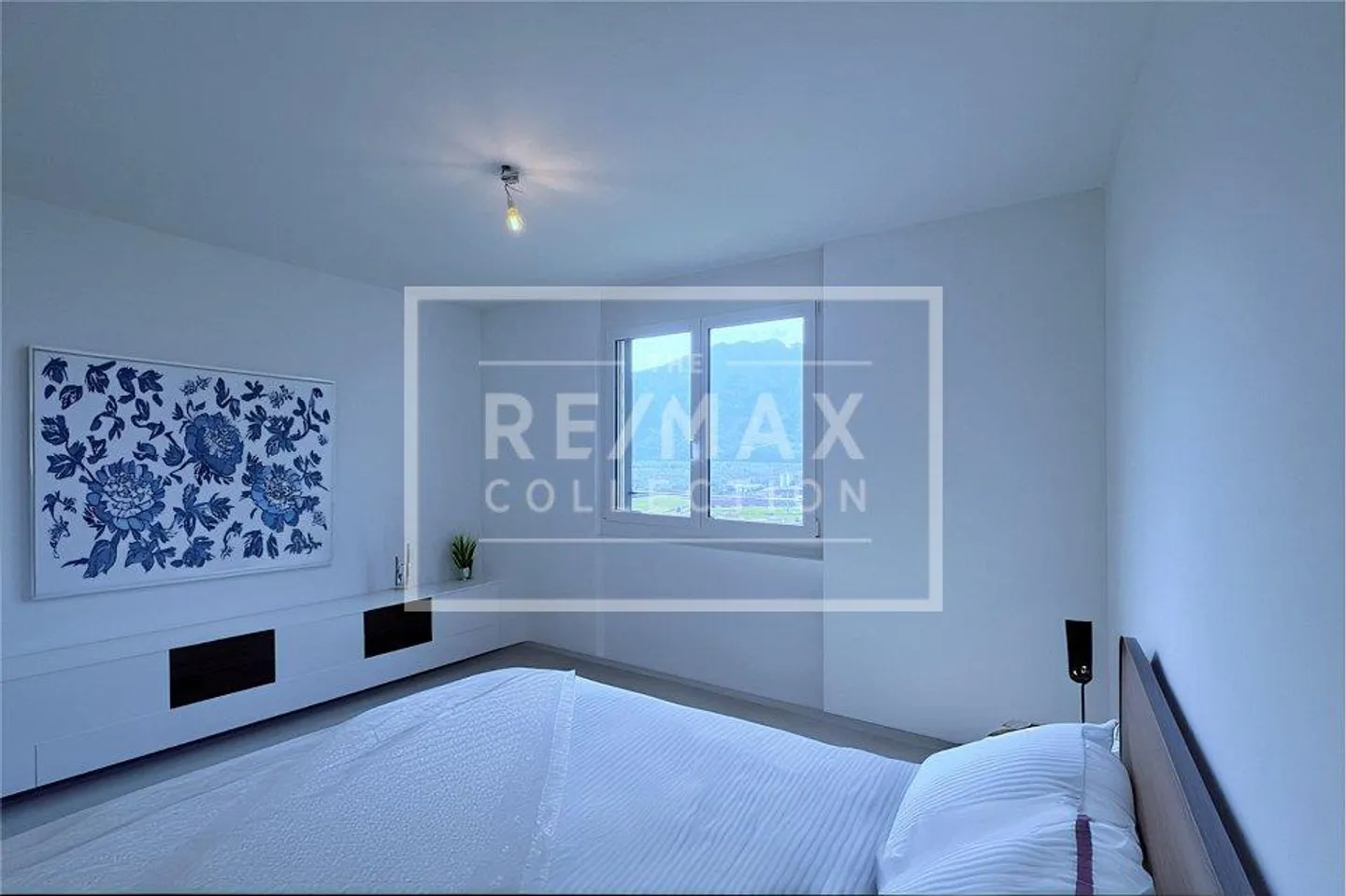 App. 4.5 rooms and 2 parking spaces included. - Photo 9 of 13