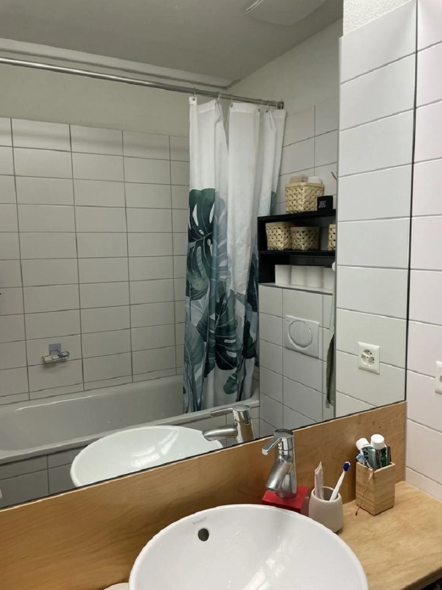 Modernes Apartment mit Balkon - Foto 2 von 11