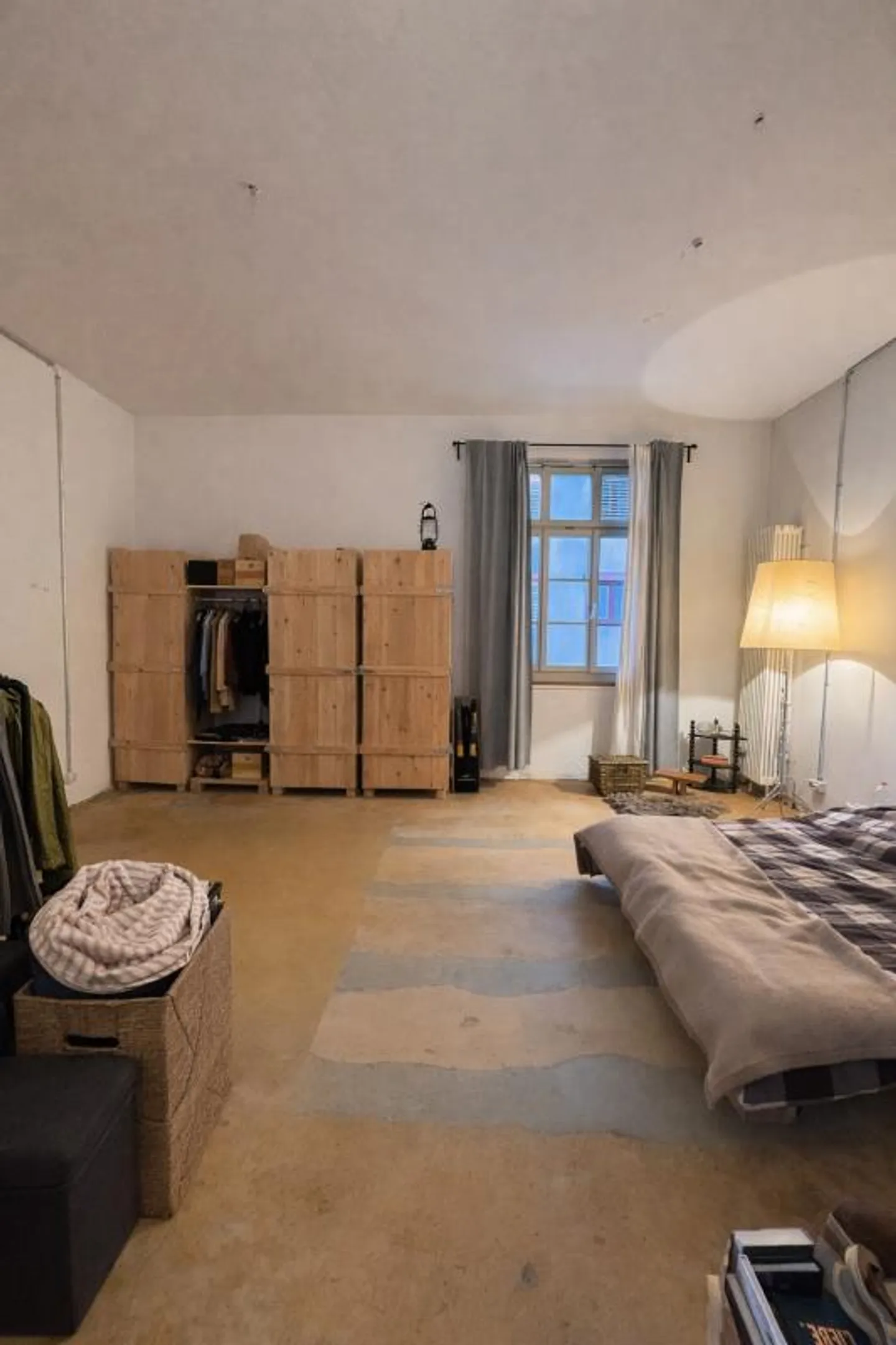 Urban Loft with Plenty of Space and Character in Burgdorf - Photo 1 of 4