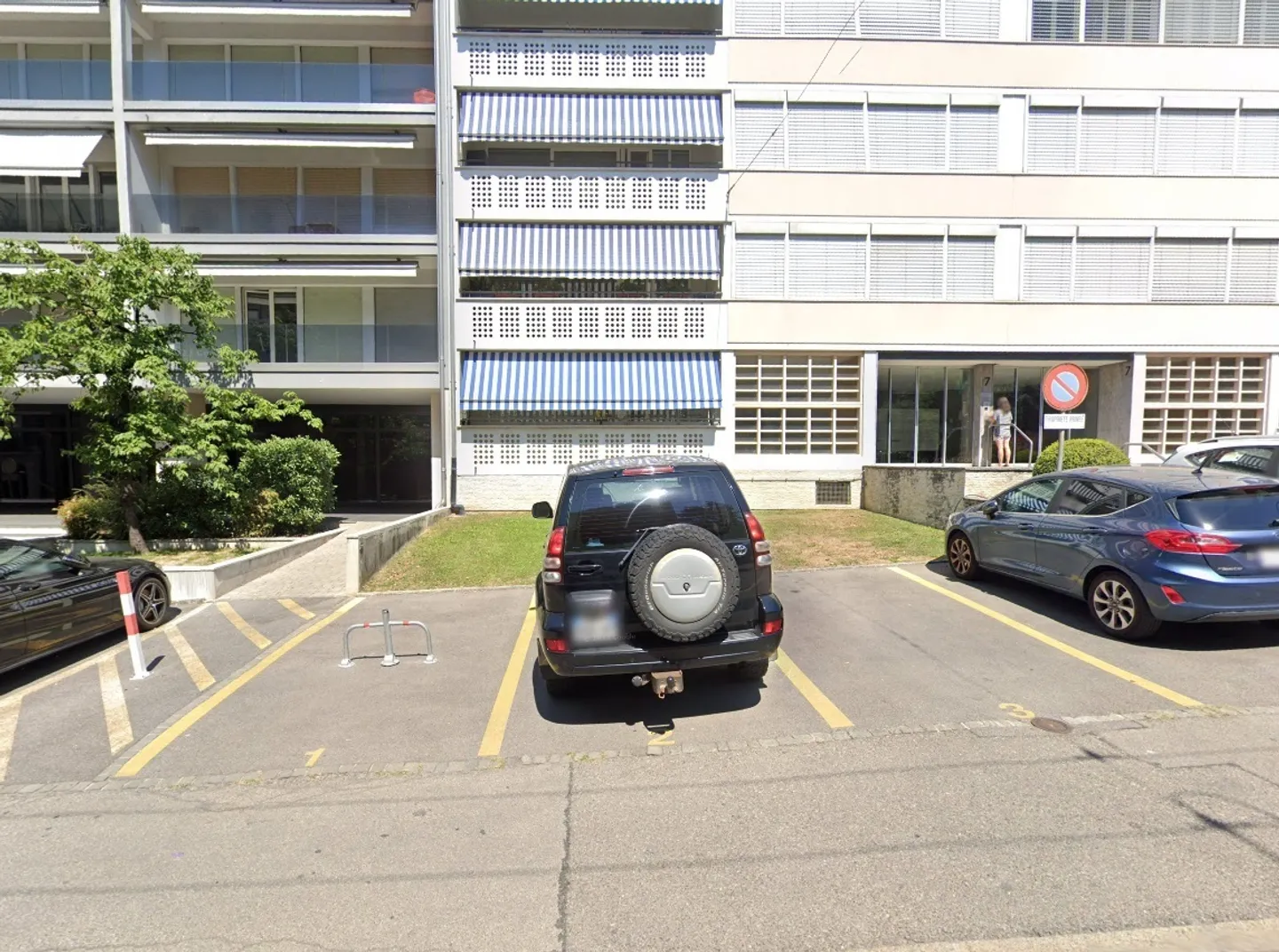 Parkplatz außen in Champel - Foto 2 von 2