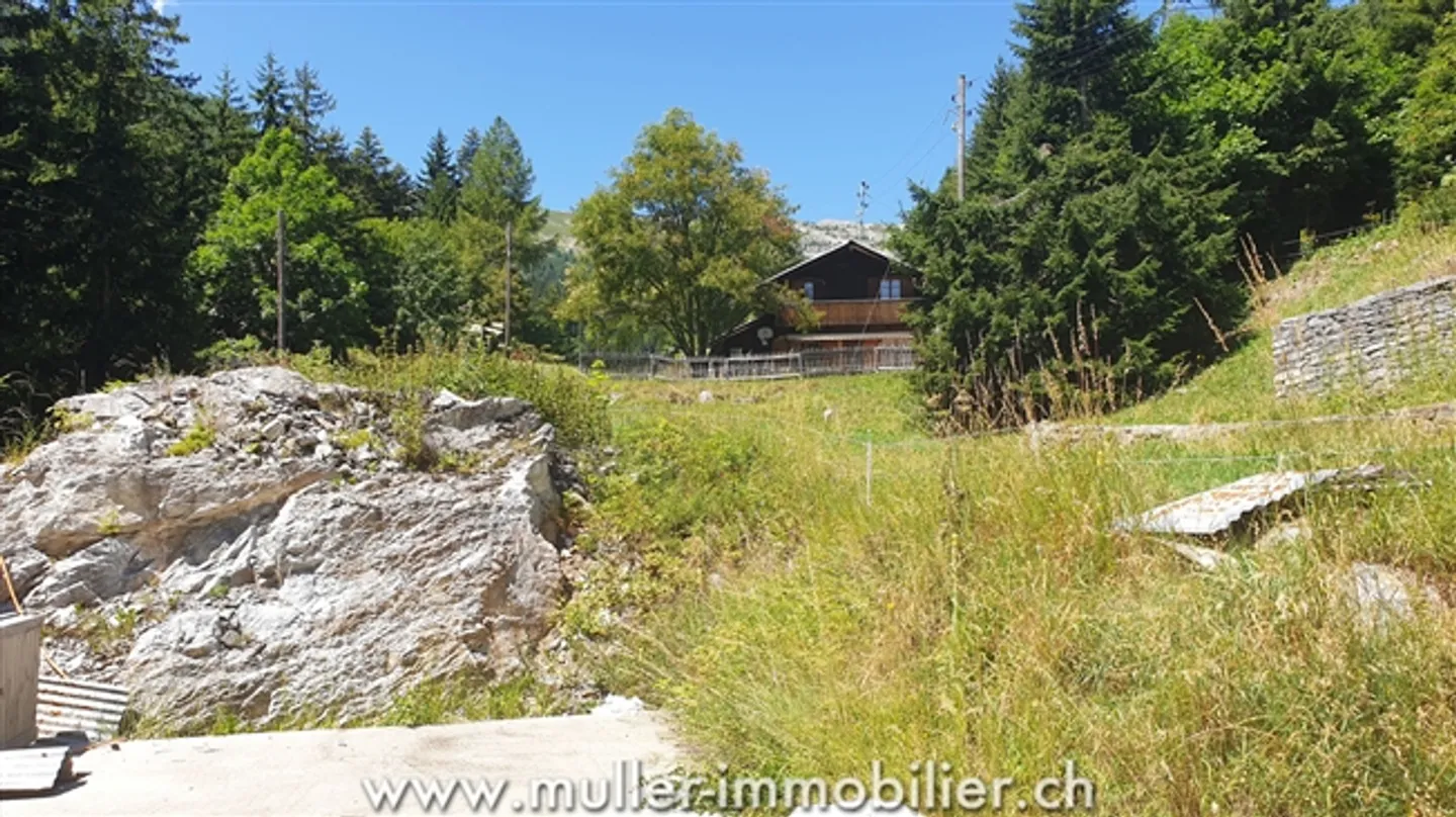 Terreno edificabile con permesso valido a Savièse - Foto 1 di 13