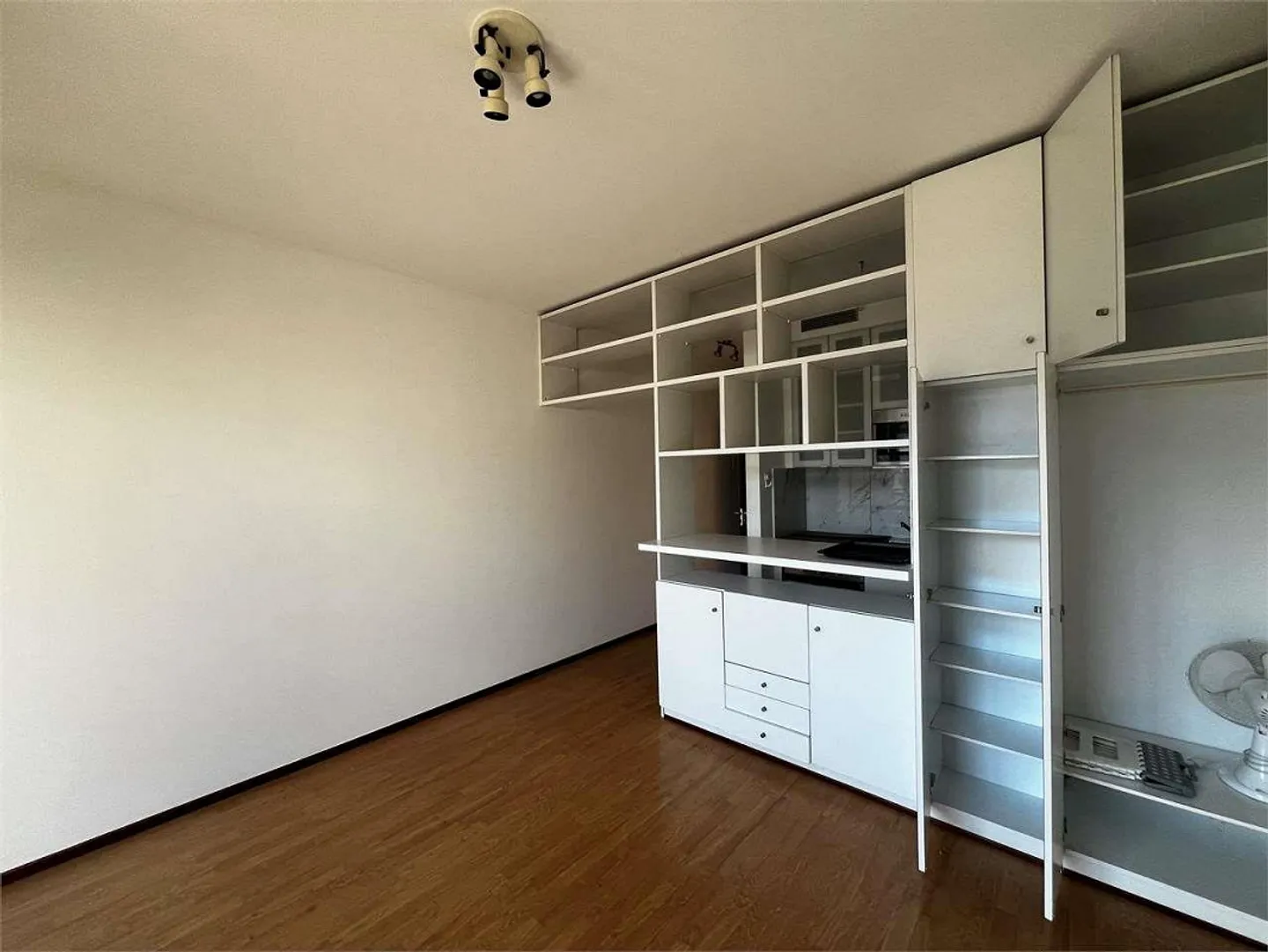 Monolocale accogliente con terrazza a Lugano - Foto 4 di 6