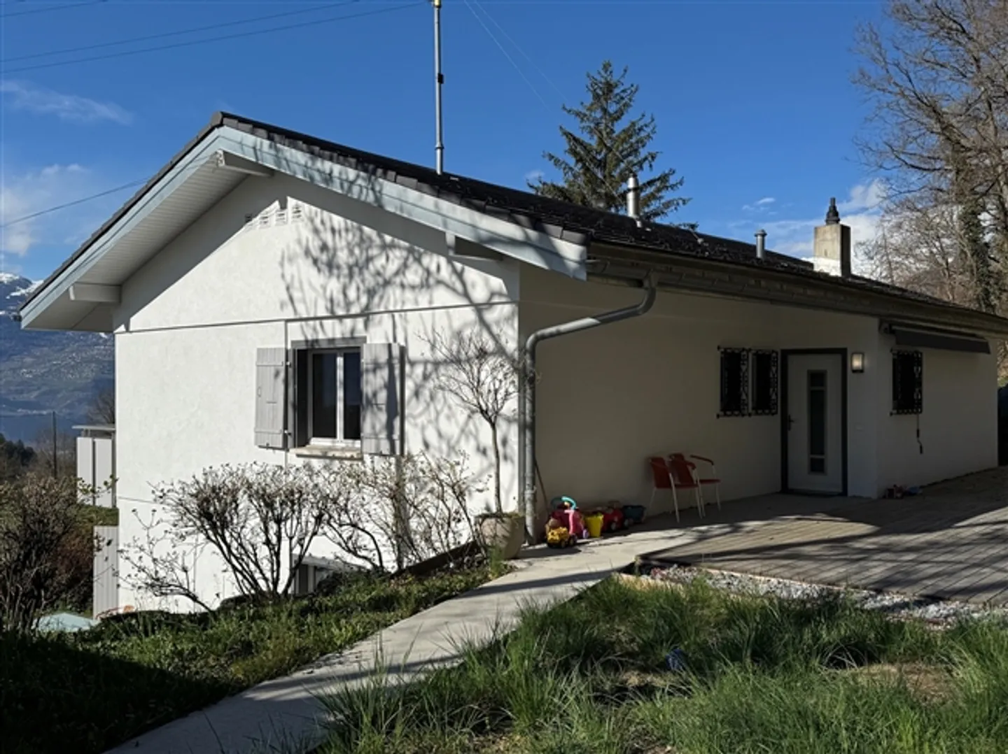 Villa - 2 apartments - Grimisuat - ref. 10252580 - SOLE AGENT - Photo 2 of 7