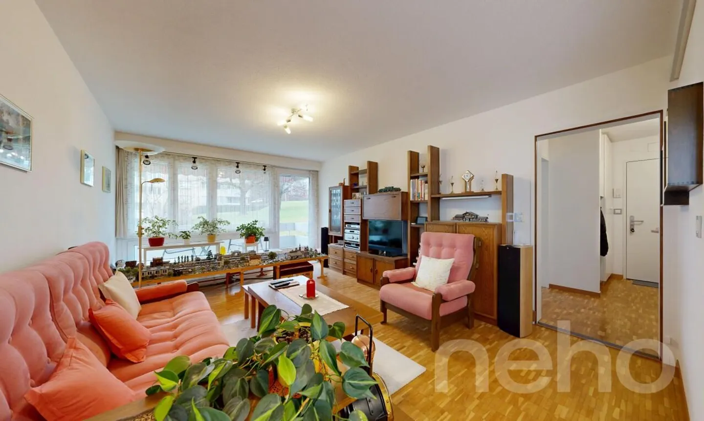Practical apartment in a central residential area in Horgen - Photo 3 of 11