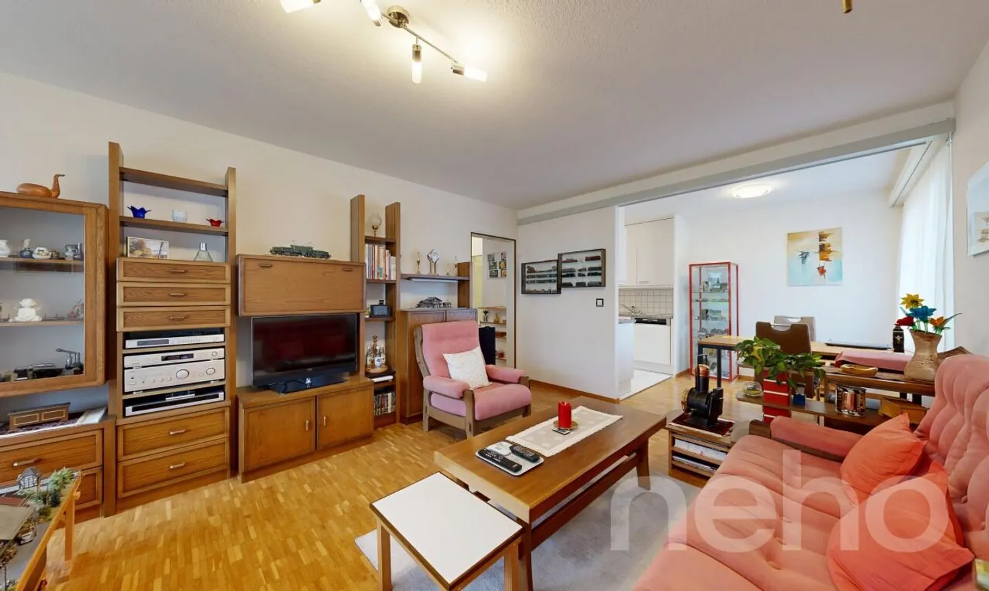 Practical apartment in a central residential area in Horgen - Photo 4 of 11