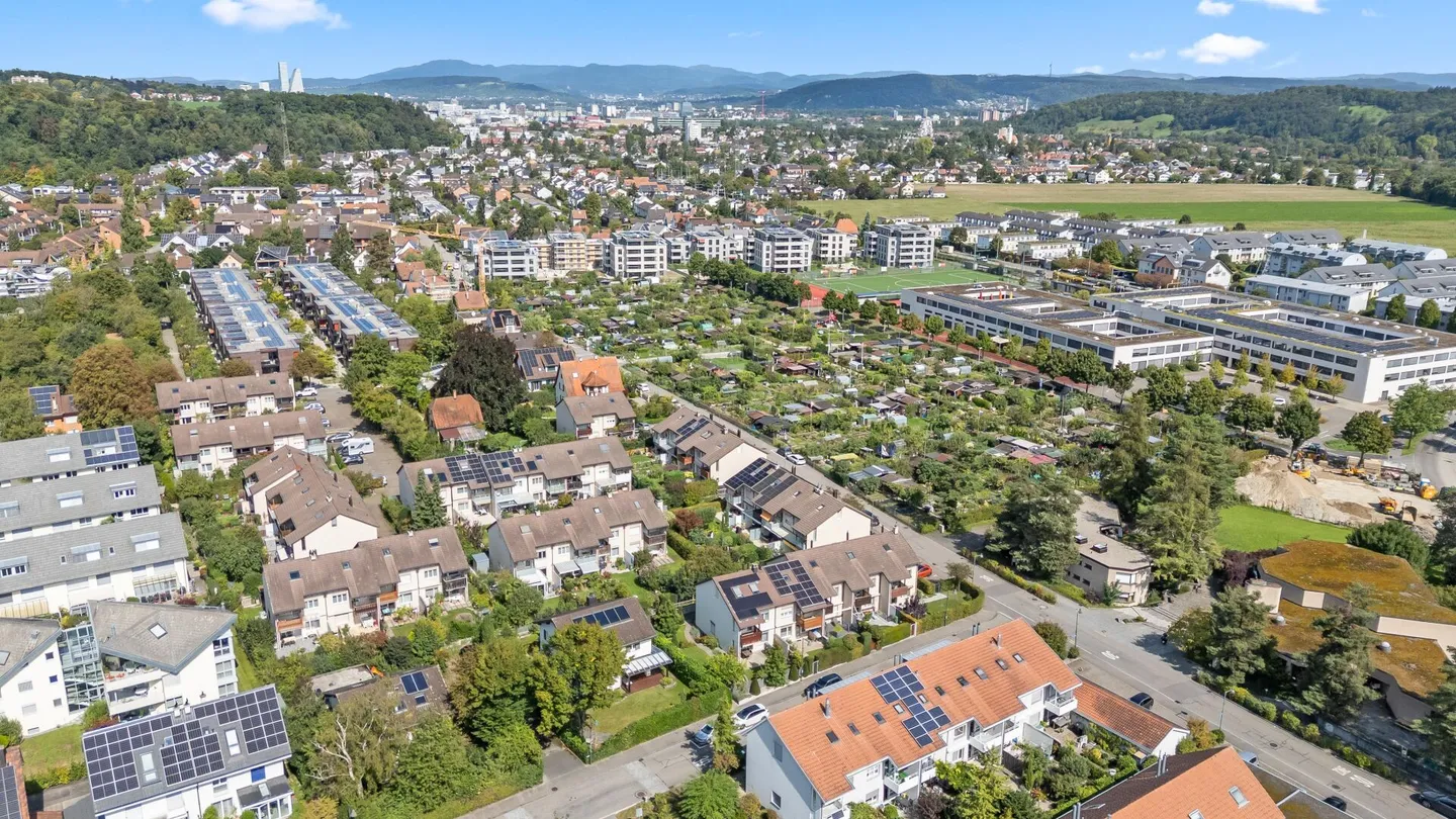 6-Zimmer Einfamilienhaus in unmittelbarer nähe zur ISB sucht Familie - Foto 17 von 18