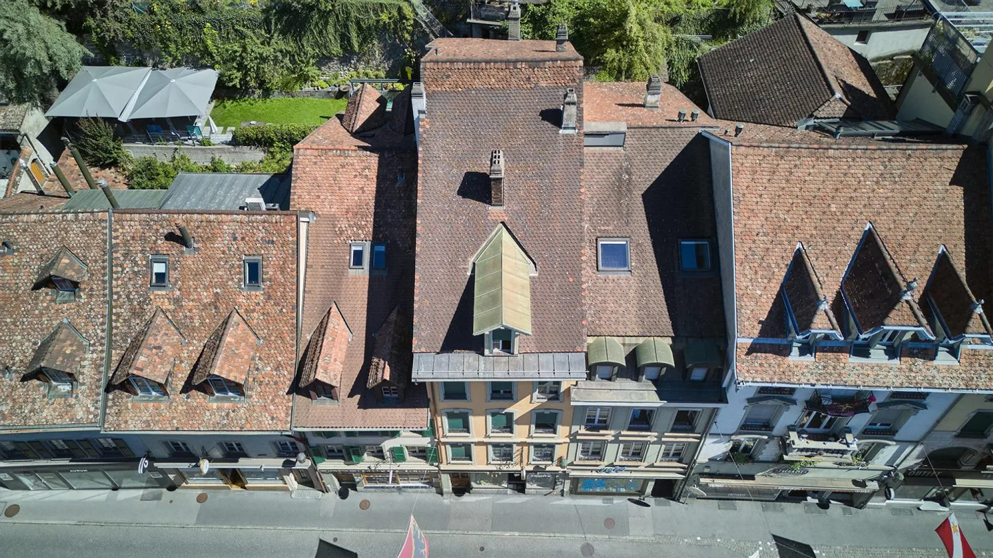 Historische Liegenschaft am Fusse des Schloss Thun - Foto 4 von 10