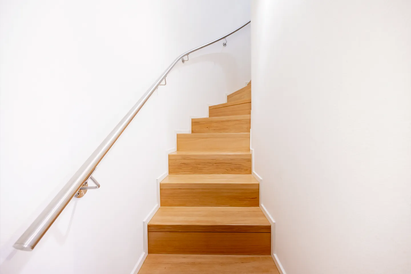 Stunning duplex flat with private garden - Foto 6 di 11