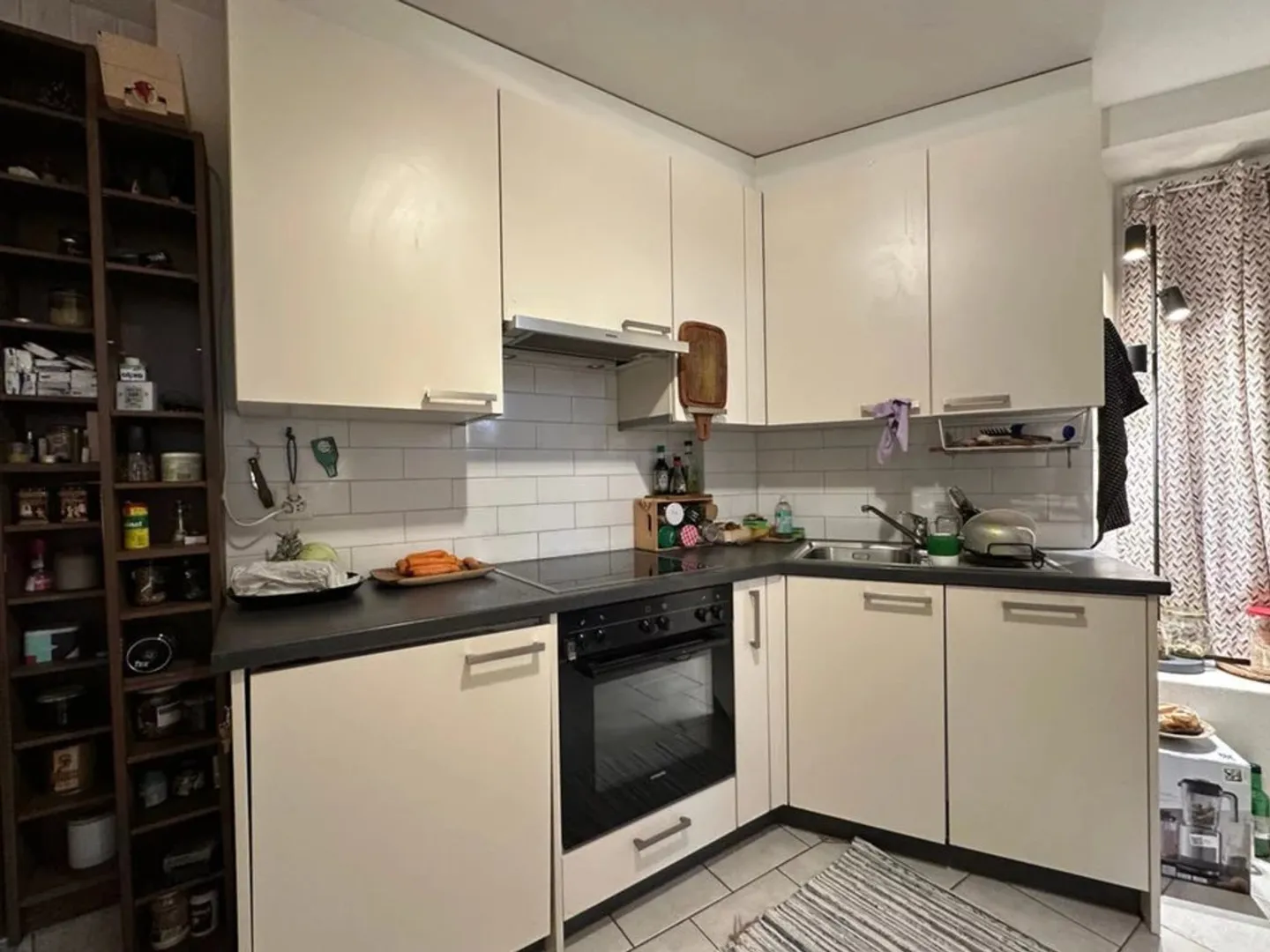 Two-room apartment of 36 m2 on the ground floor - Photo 2 of 5