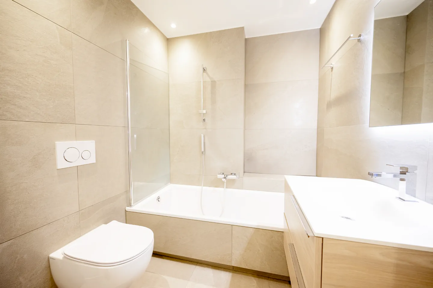 Stunning duplex flat with private garden - Foto 7 di 11