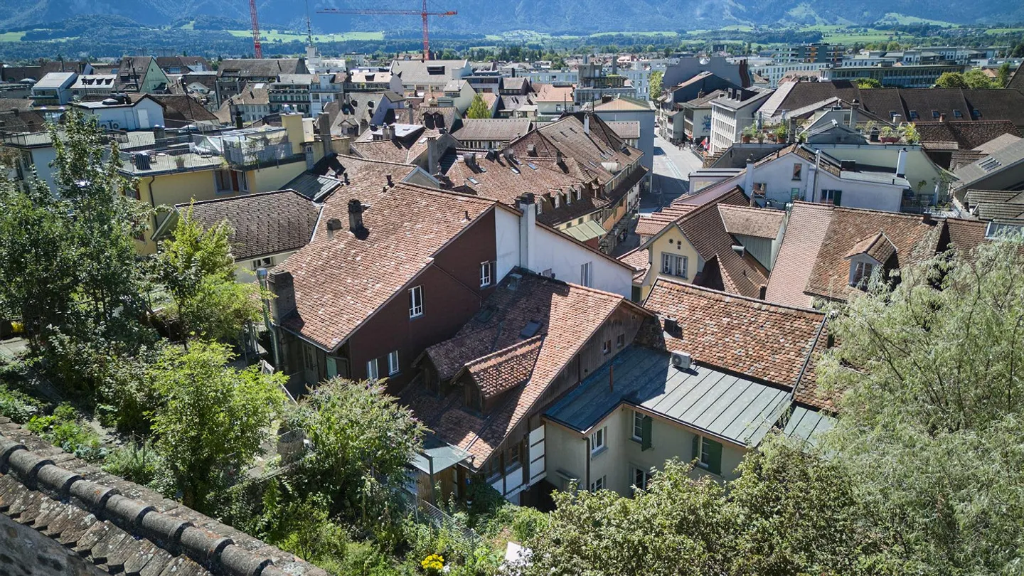 Historische Liegenschaft am Fusse des Schloss Thun - Foto 8 von 10