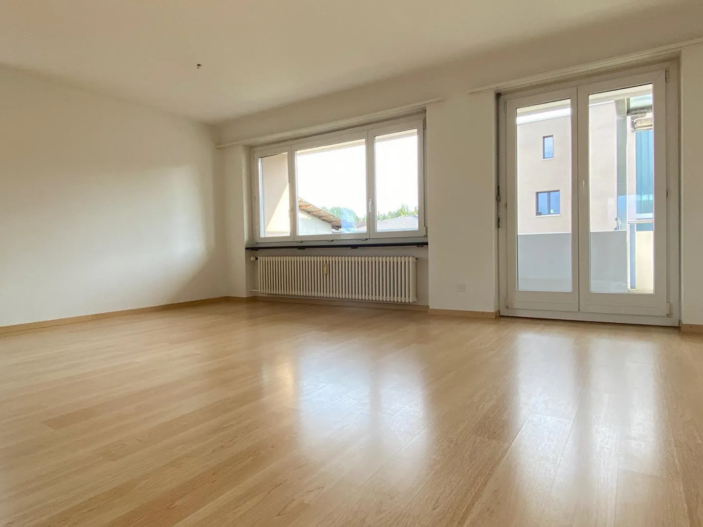 Helle 3.5-Zi-Wohnung mit grossem Balkon – zentral & ruhig! - Foto 4 von 23