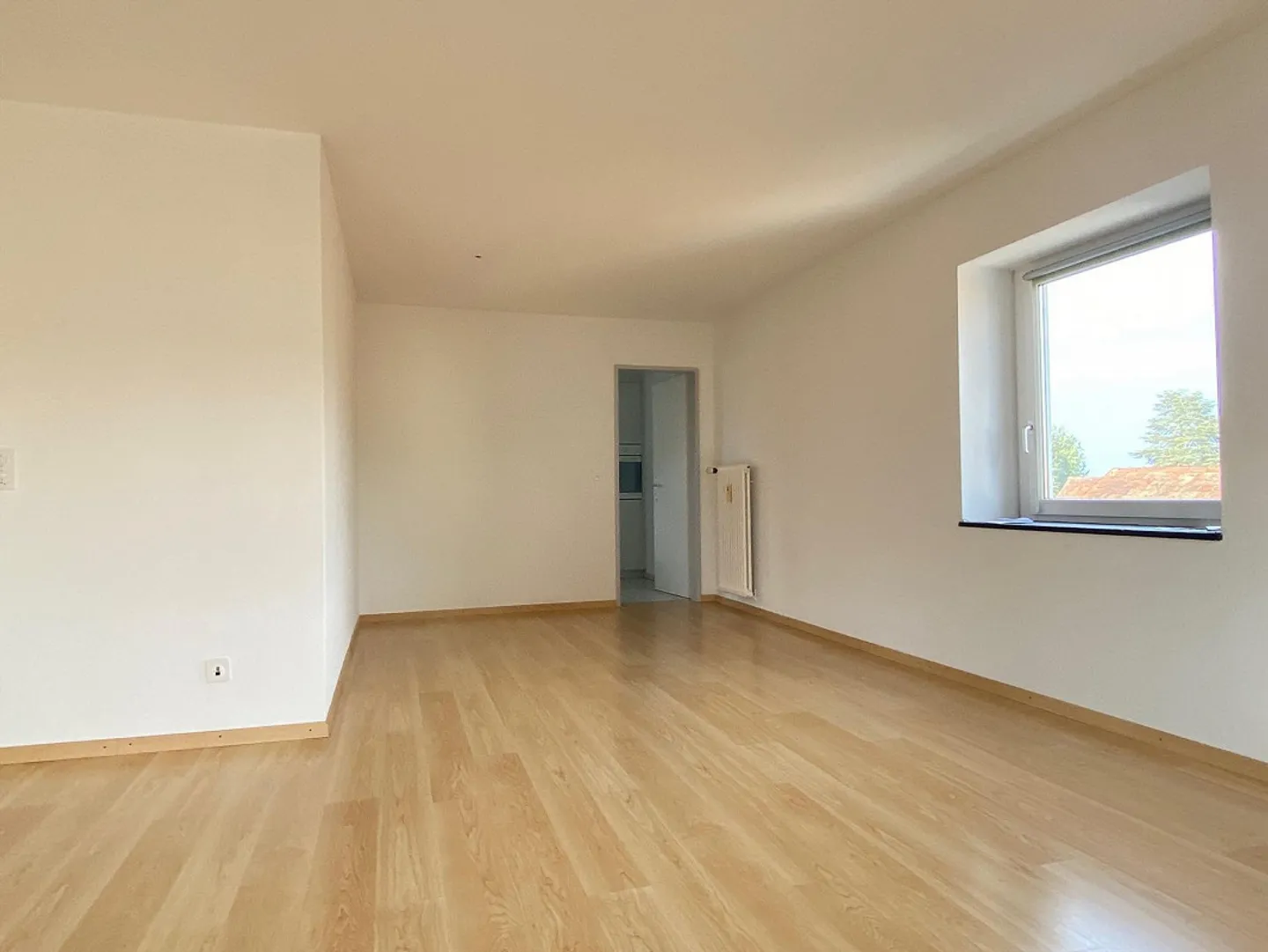 Helle 3.5-Zi-Wohnung mit grossem Balkon – zentral & ruhig! - Foto 5 von 23