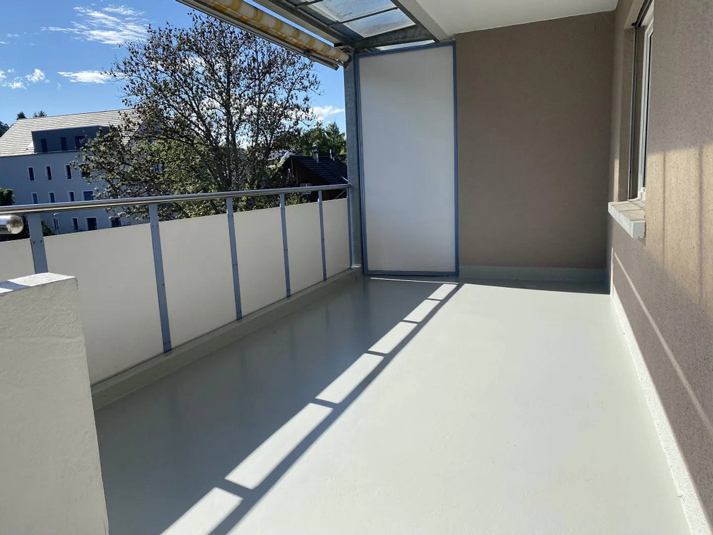 Helle 3.5-Zi-Wohnung mit grossem Balkon – zentral & ruhig! - Foto 16 von 23