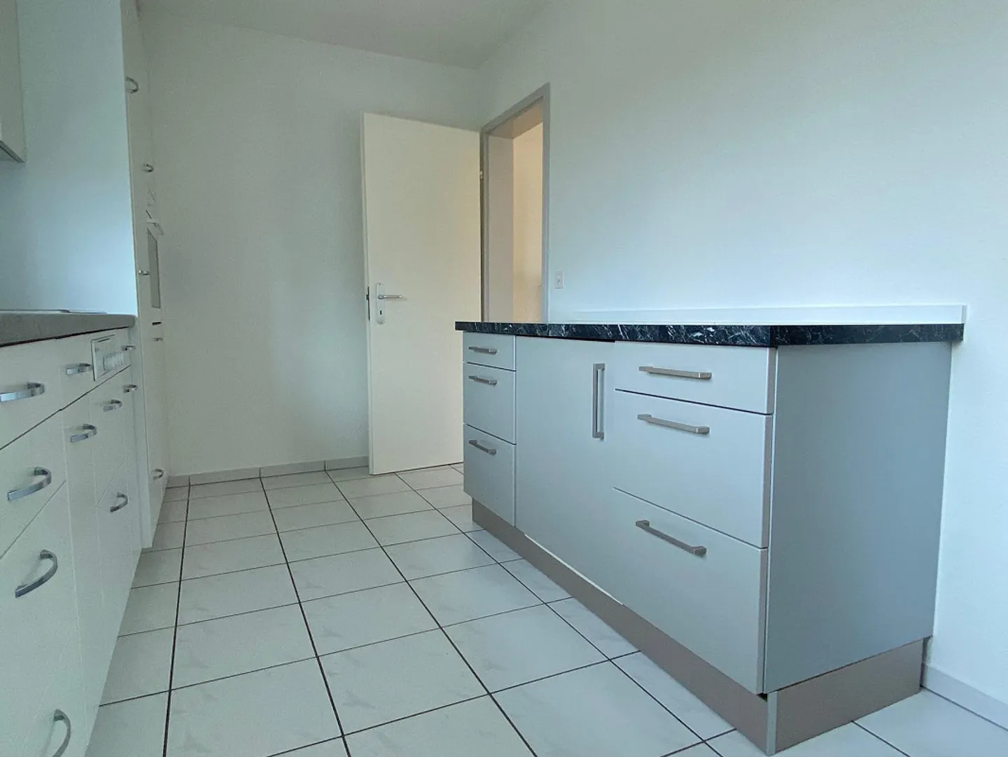 Helle 3.5-Zi-Wohnung mit grossem Balkon – zentral & ruhig! - Foto 8 von 23