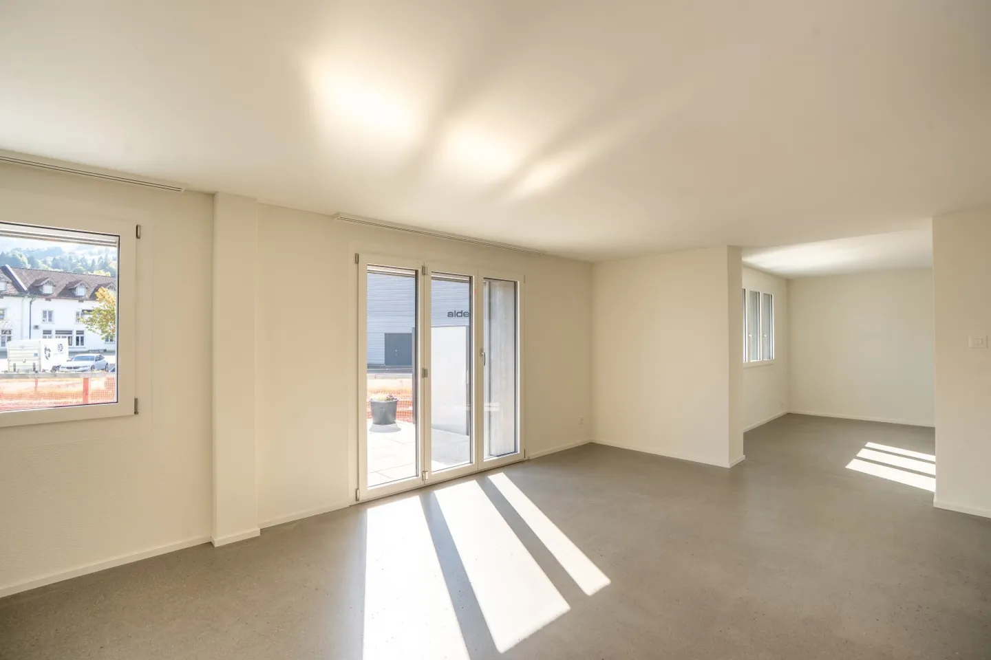 Prima occupazione: Oasis abitativa con grande terrazza e giardino privato - Foto 3 di 10