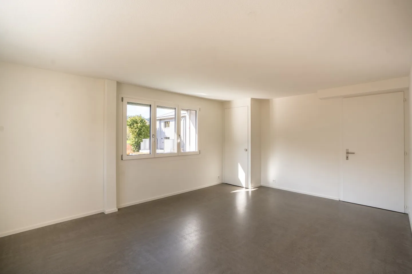 Prima occupazione: Oasis abitativa con grande terrazza e giardino privato - Foto 4 di 10