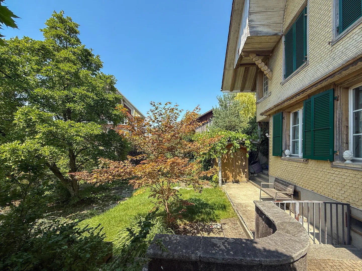 Appartamento duplex con giardino privato, centro del villaggio di Münchenbuchsee - Foto 4 di 43